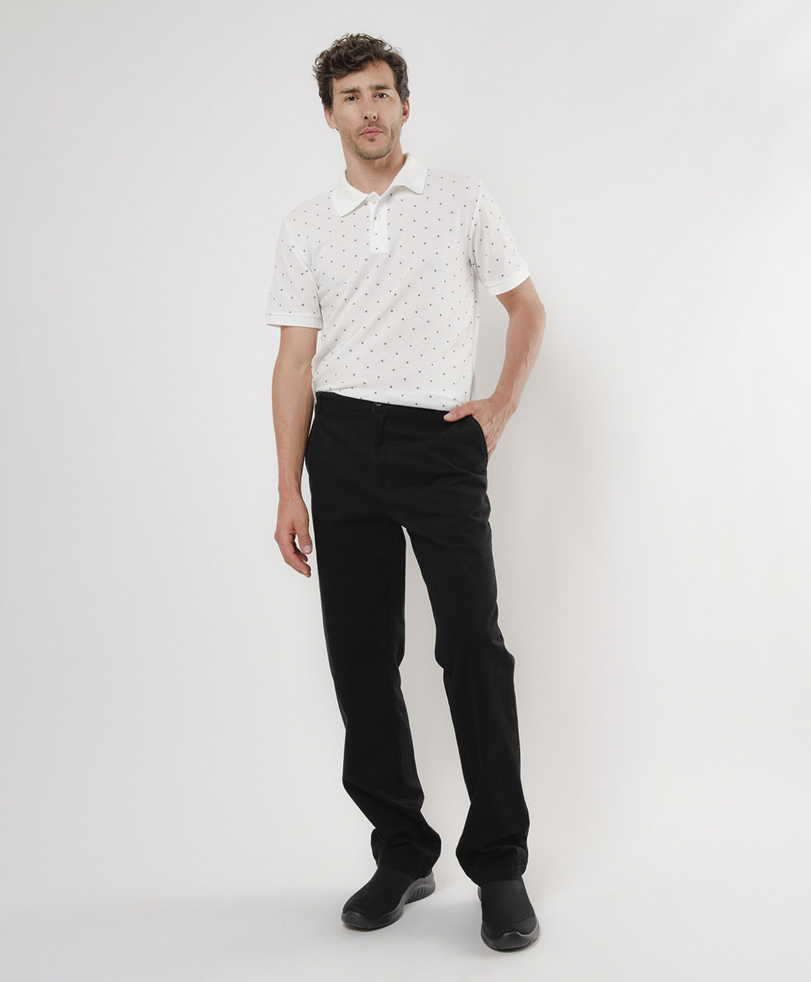 Pantalón hombre liso negro Pantalón hombre liso negro