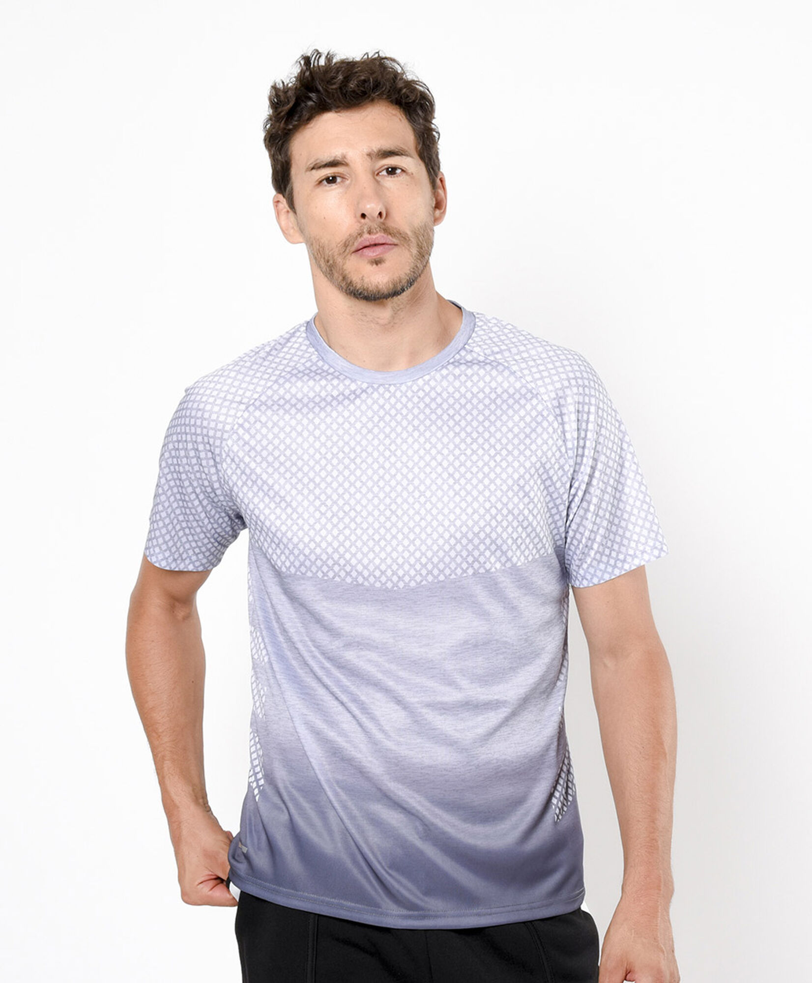Polera deportiva hombre degradé rombos Polera deportiva hombre degradé rombos
