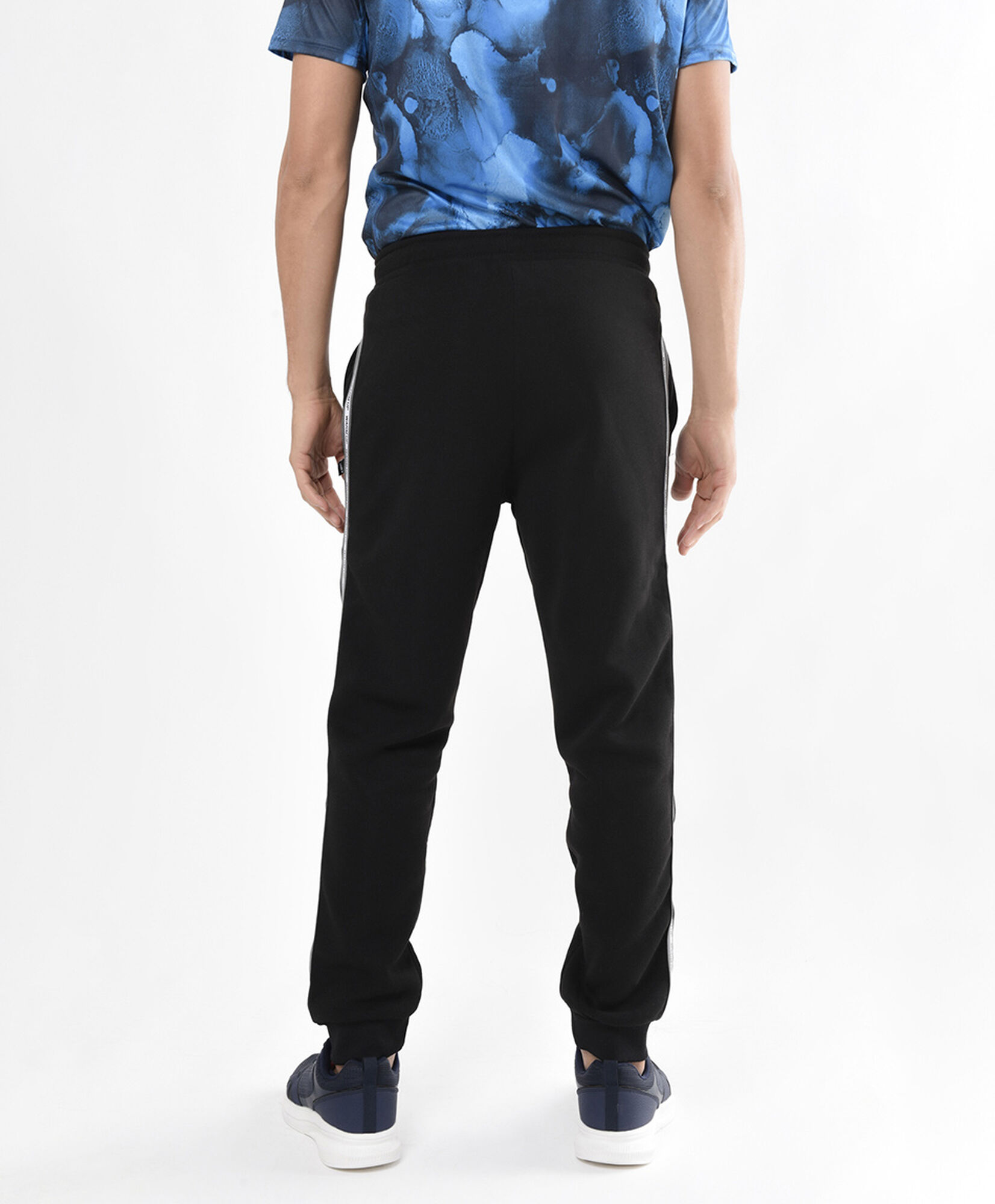 Pantalón de buzo hombre franjas texto slim fit Pantalón de buzo hombre franjas texto slim fit