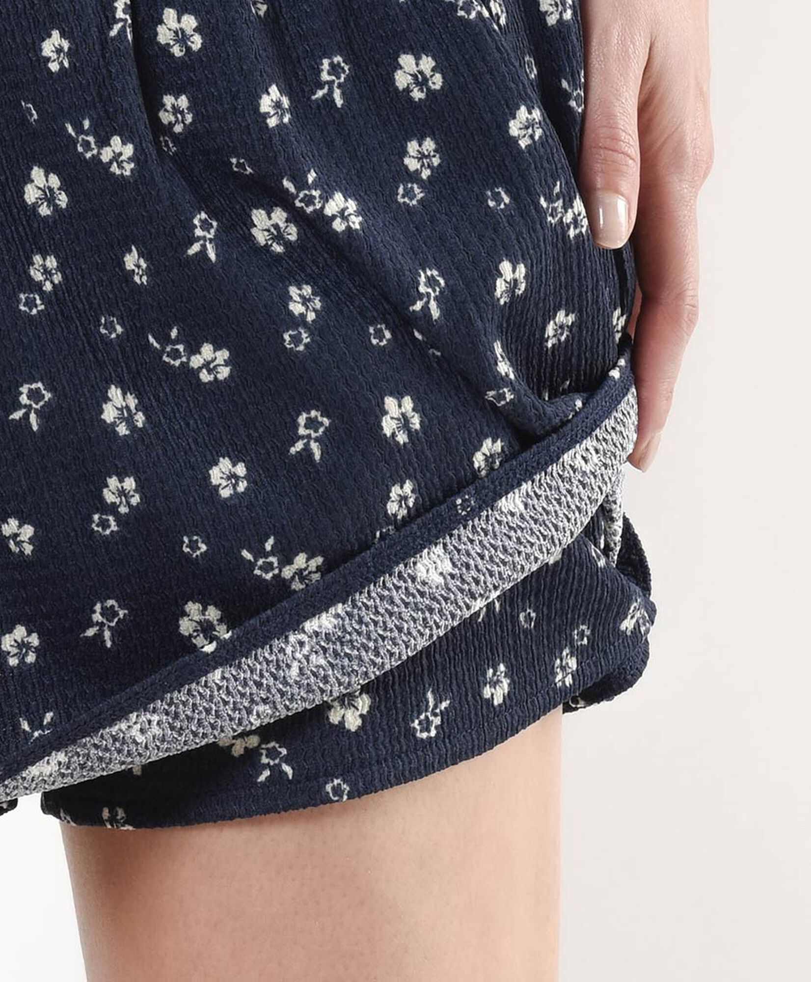 Short mujer estilo falda florcitas Short mujer estilo falda florcitas