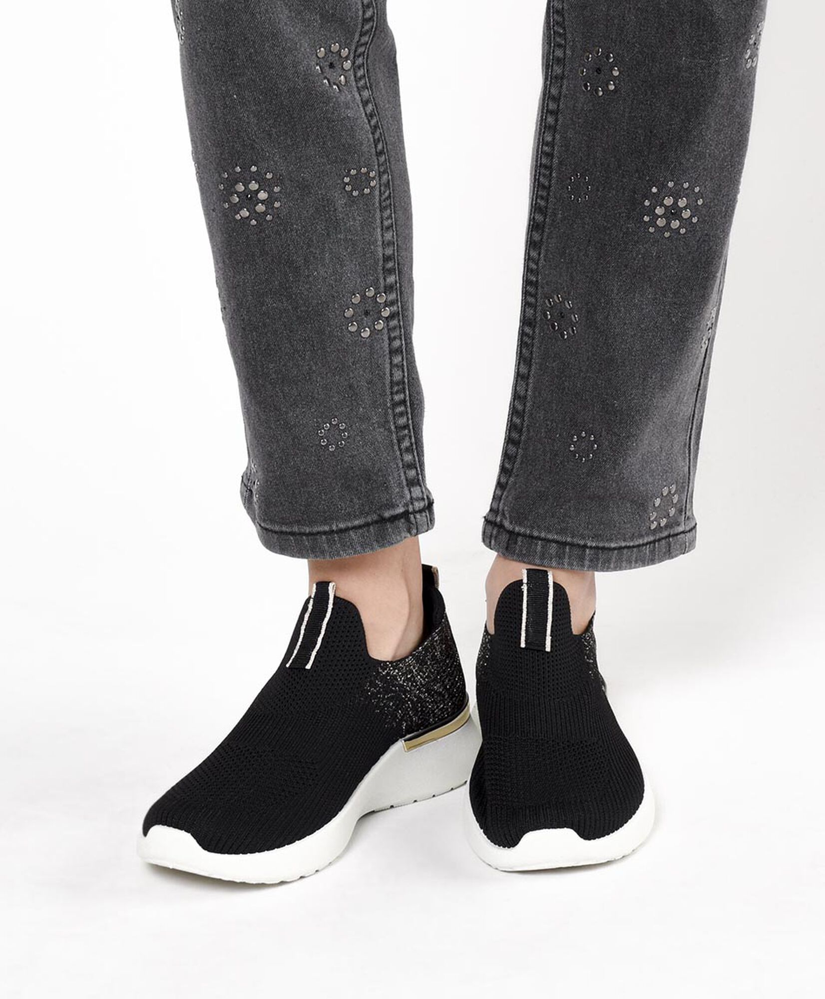 Zapatilla mujer slip on brillos Zapatilla mujer slip on brillos