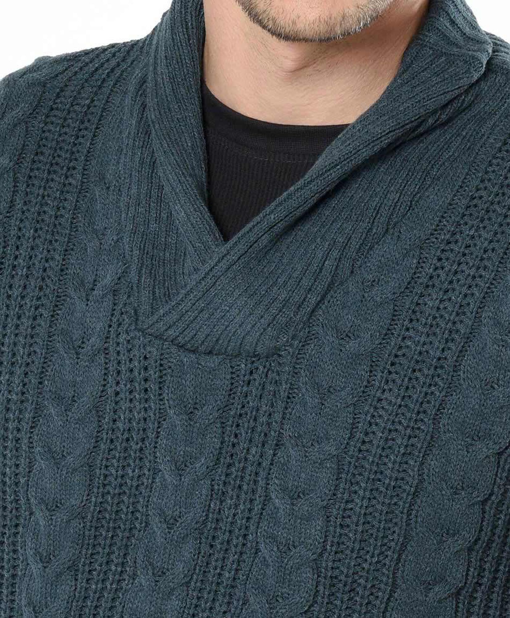 Sweater hombre trenzado cuello en v Sweater hombre trenzado cuello en v