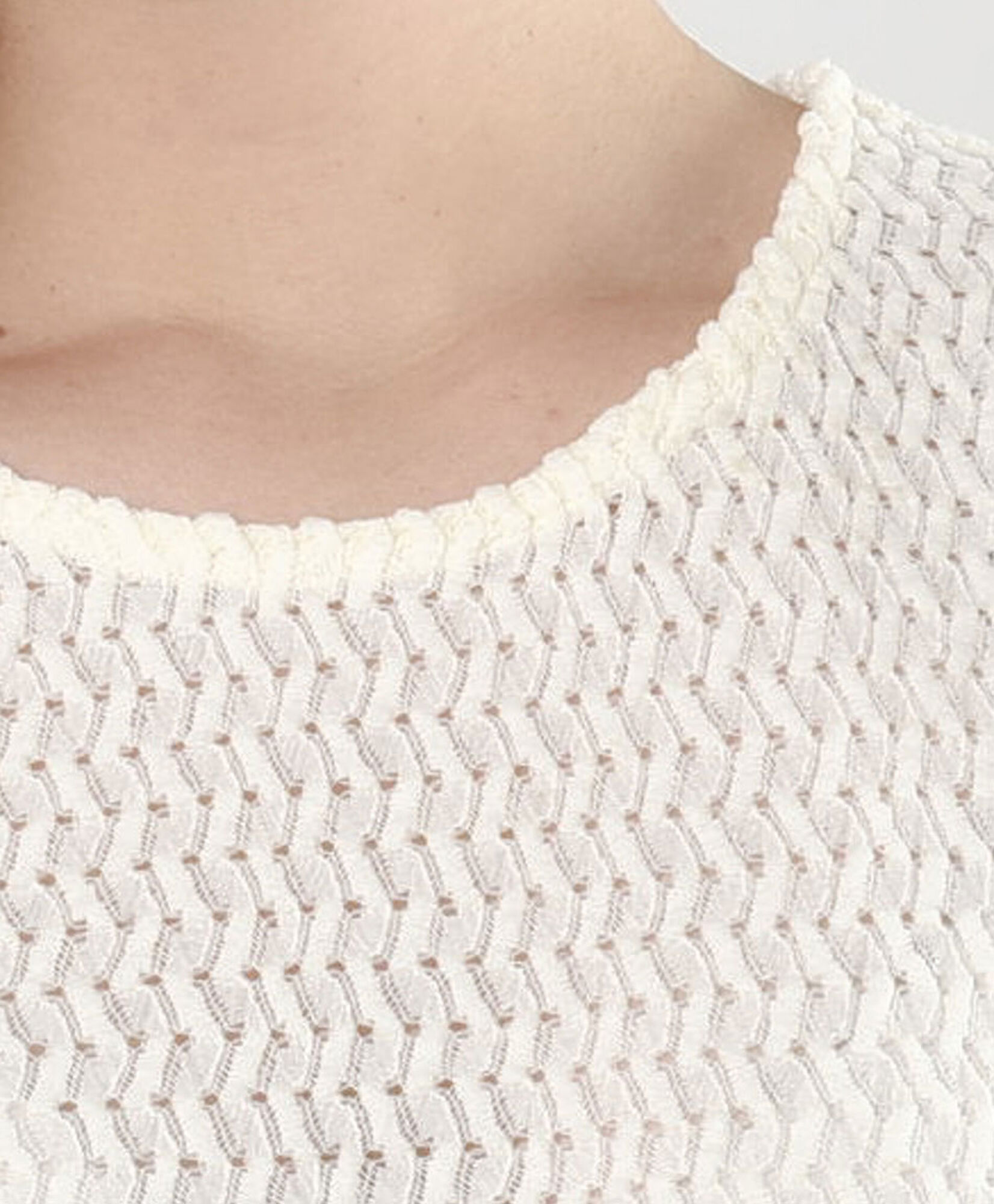 Polera mujer calada corta Polera mujer calada corta