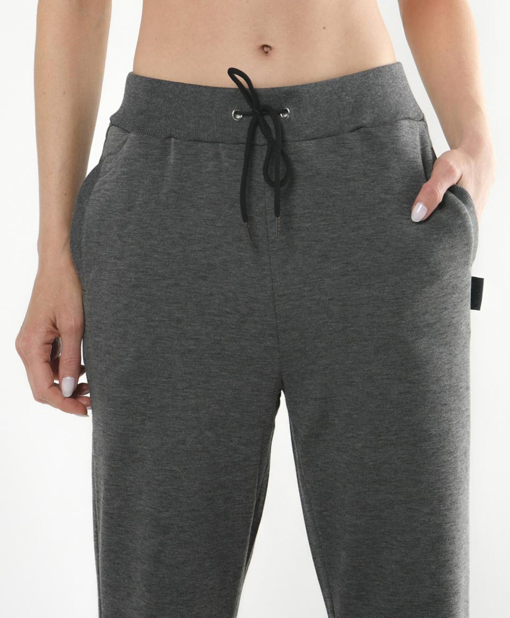 Pantalón de buzo mujer gris Pantalón de buzo mujer gris