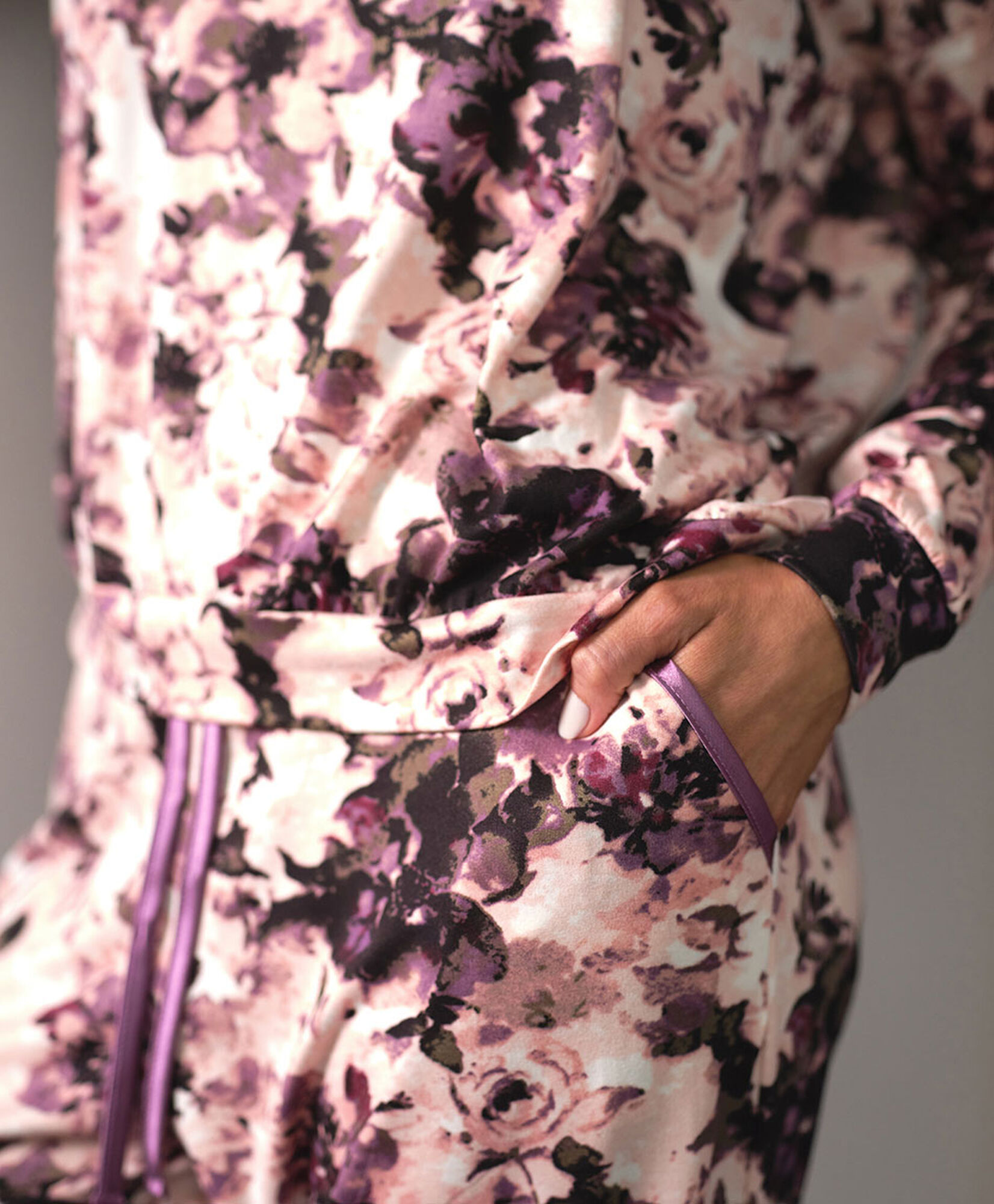 Pijama mujer diseño floreado rosado Pijama mujer diseño floreado rosado
