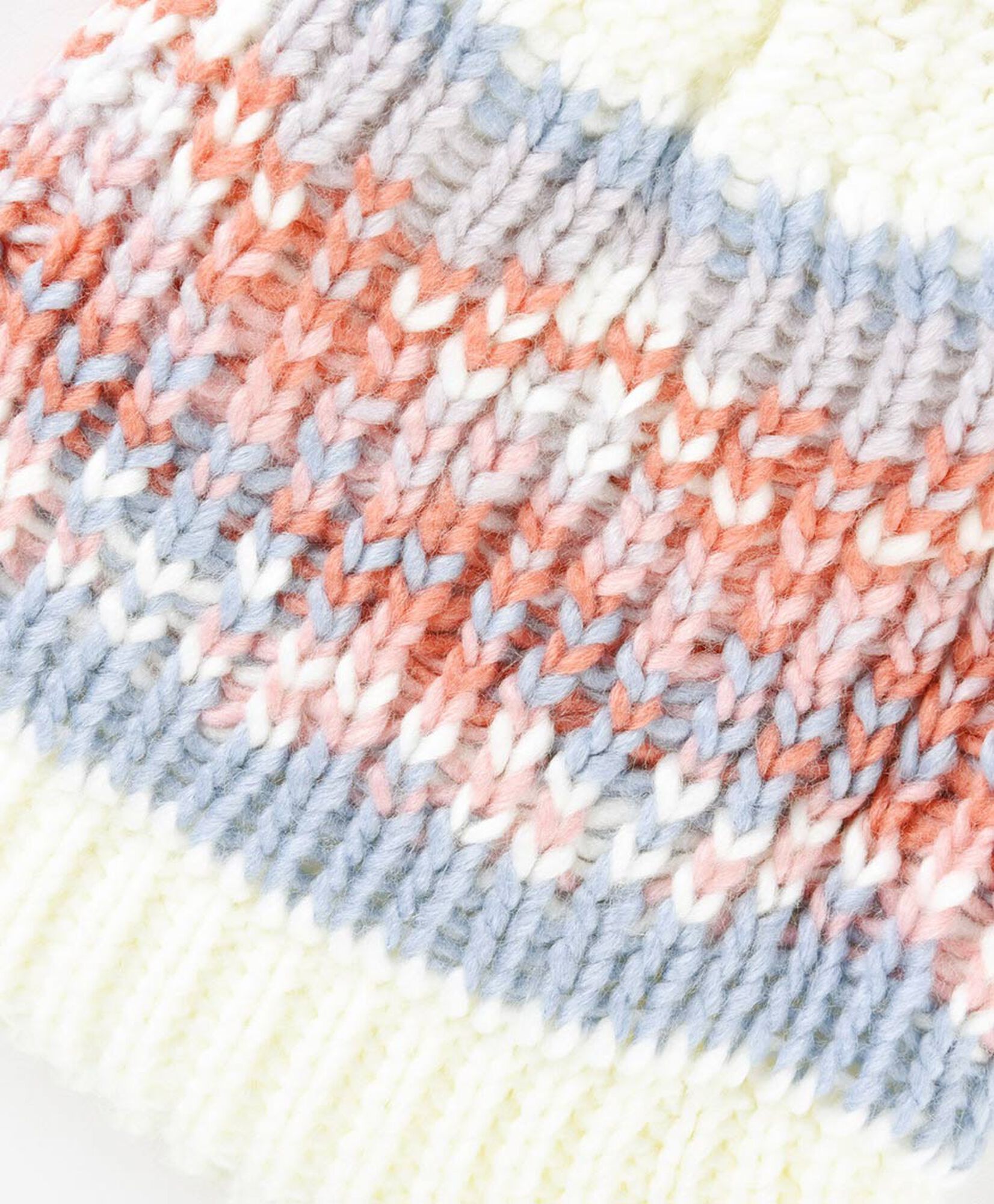 Gorro niña pompones nordic Gorro niña pompones nordic