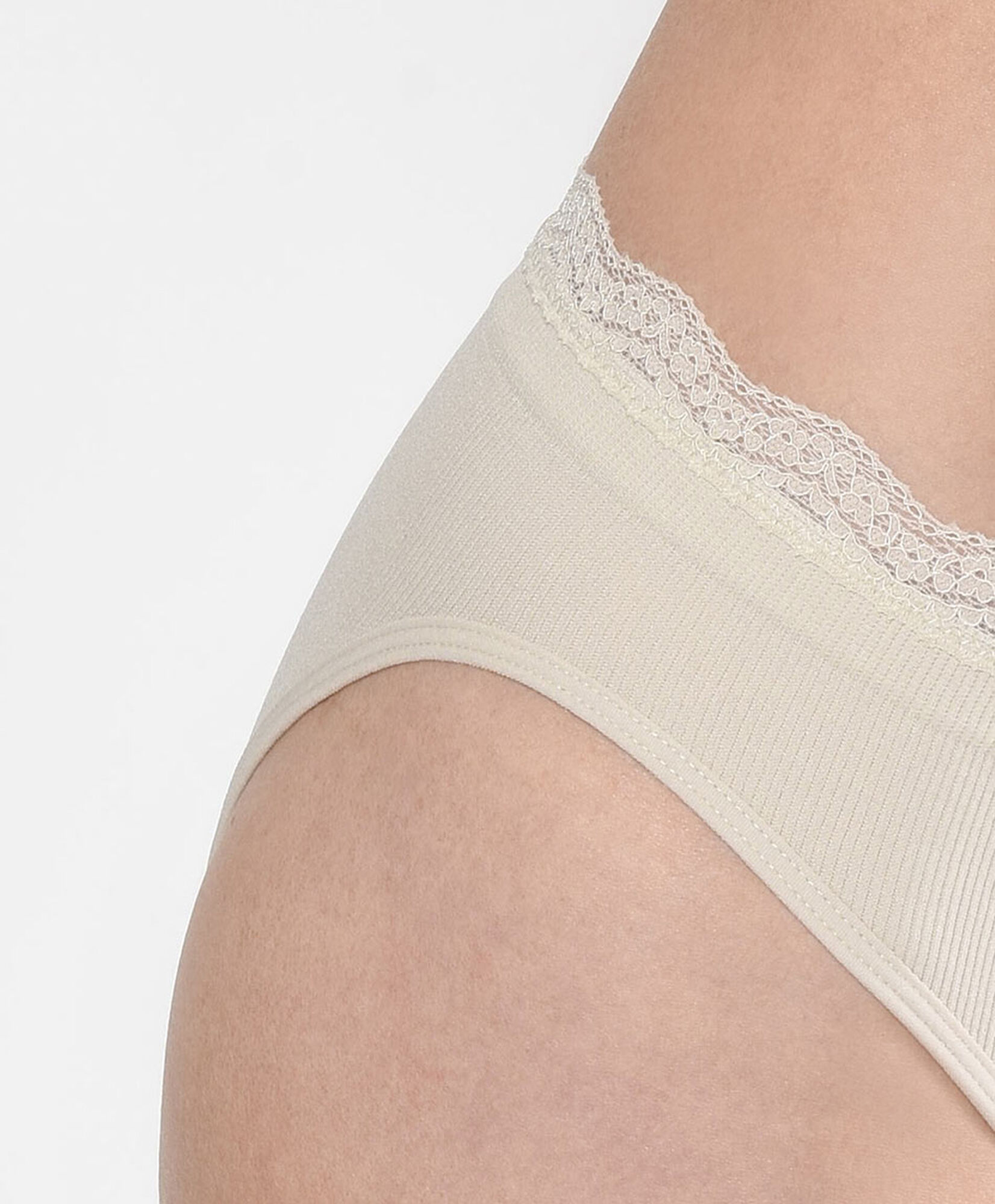 Tanga mujer seamless vuelitos Tanga mujer seamless vuelitos