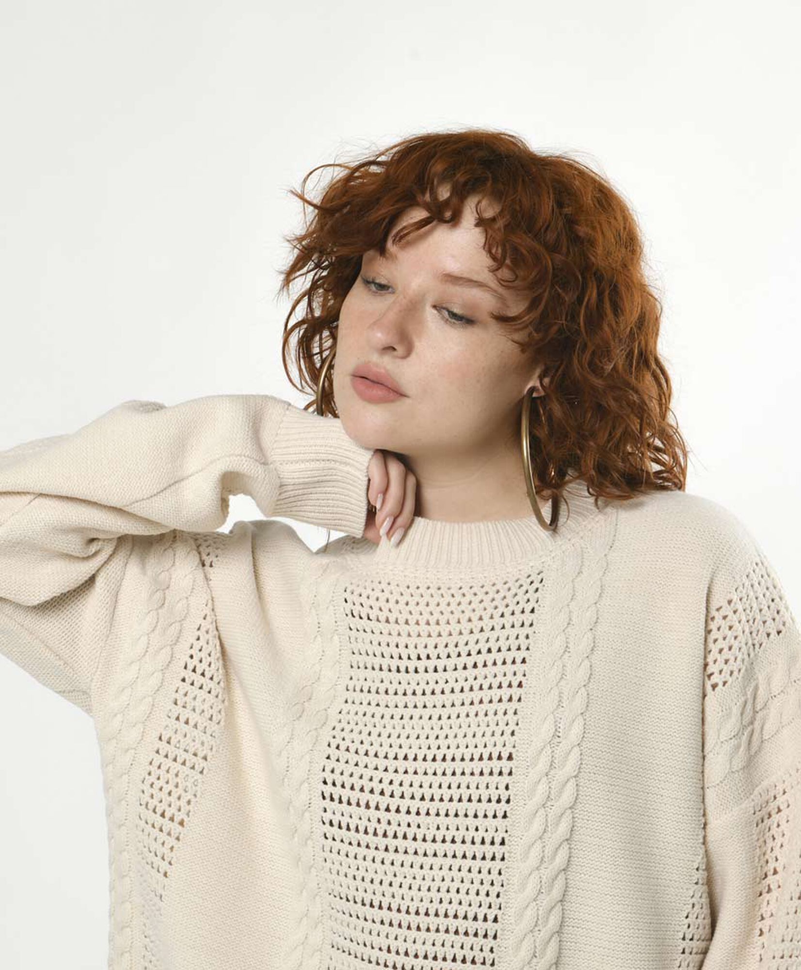 Sweater mujer detalles calados Sweater mujer detalles calados
