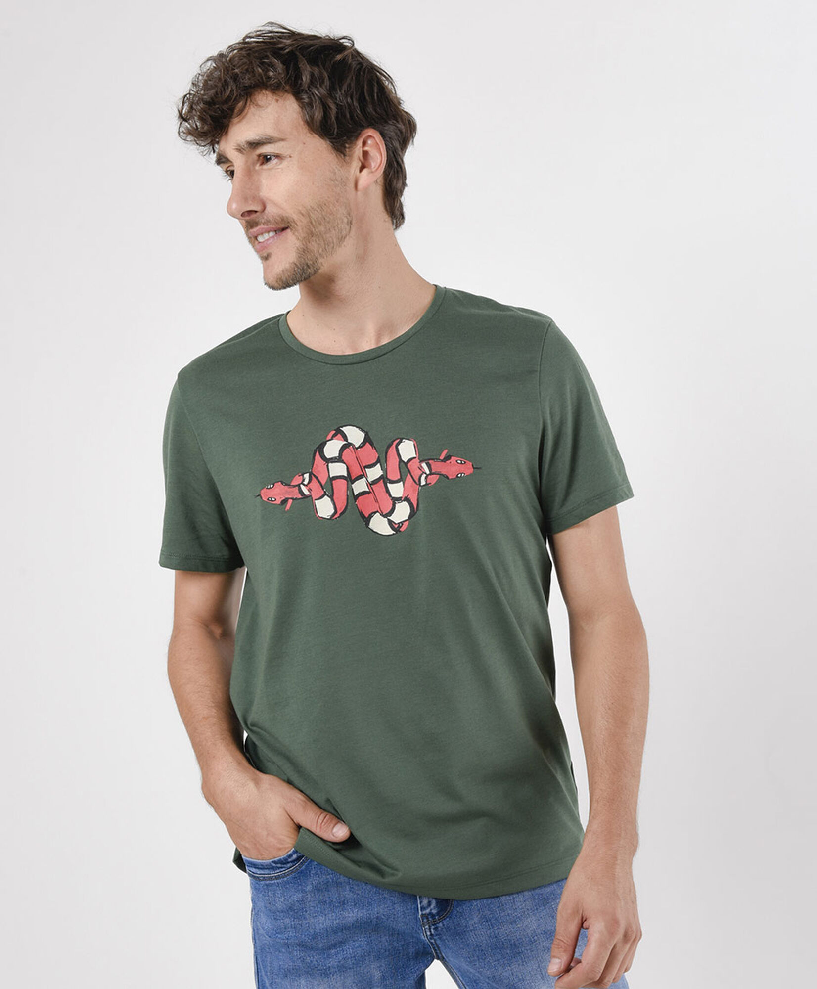 Polera hombre estampado serpientes Polera hombre estampado serpientes