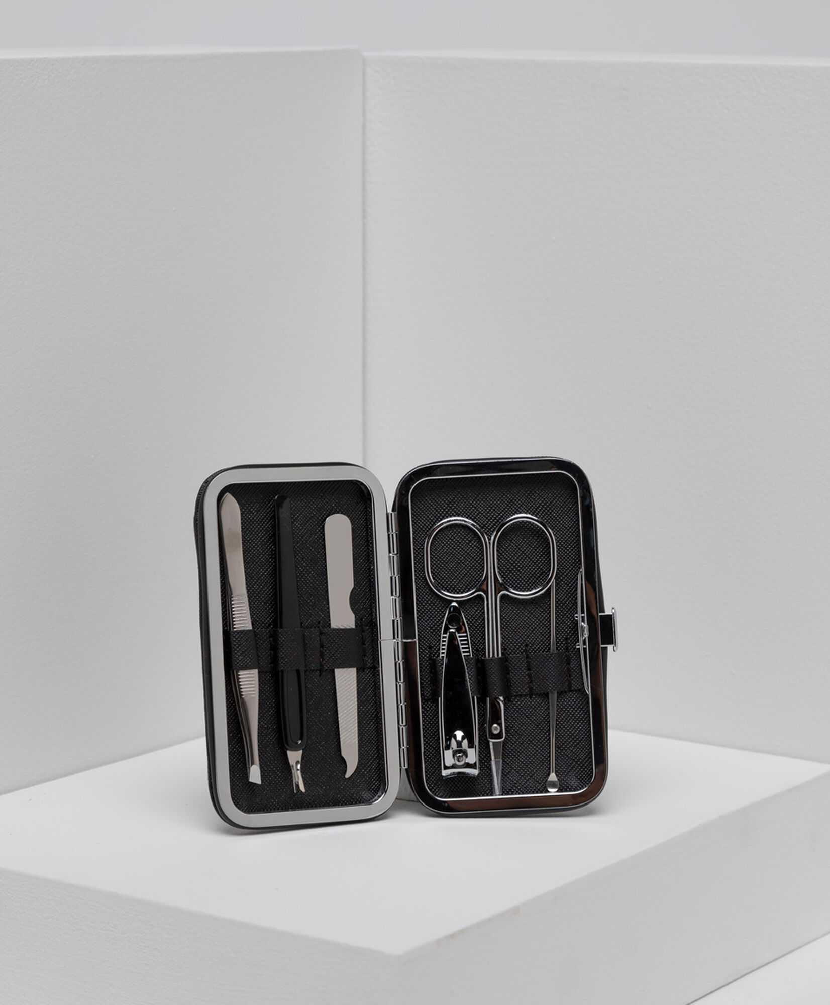 Set manicure black Set manicure black