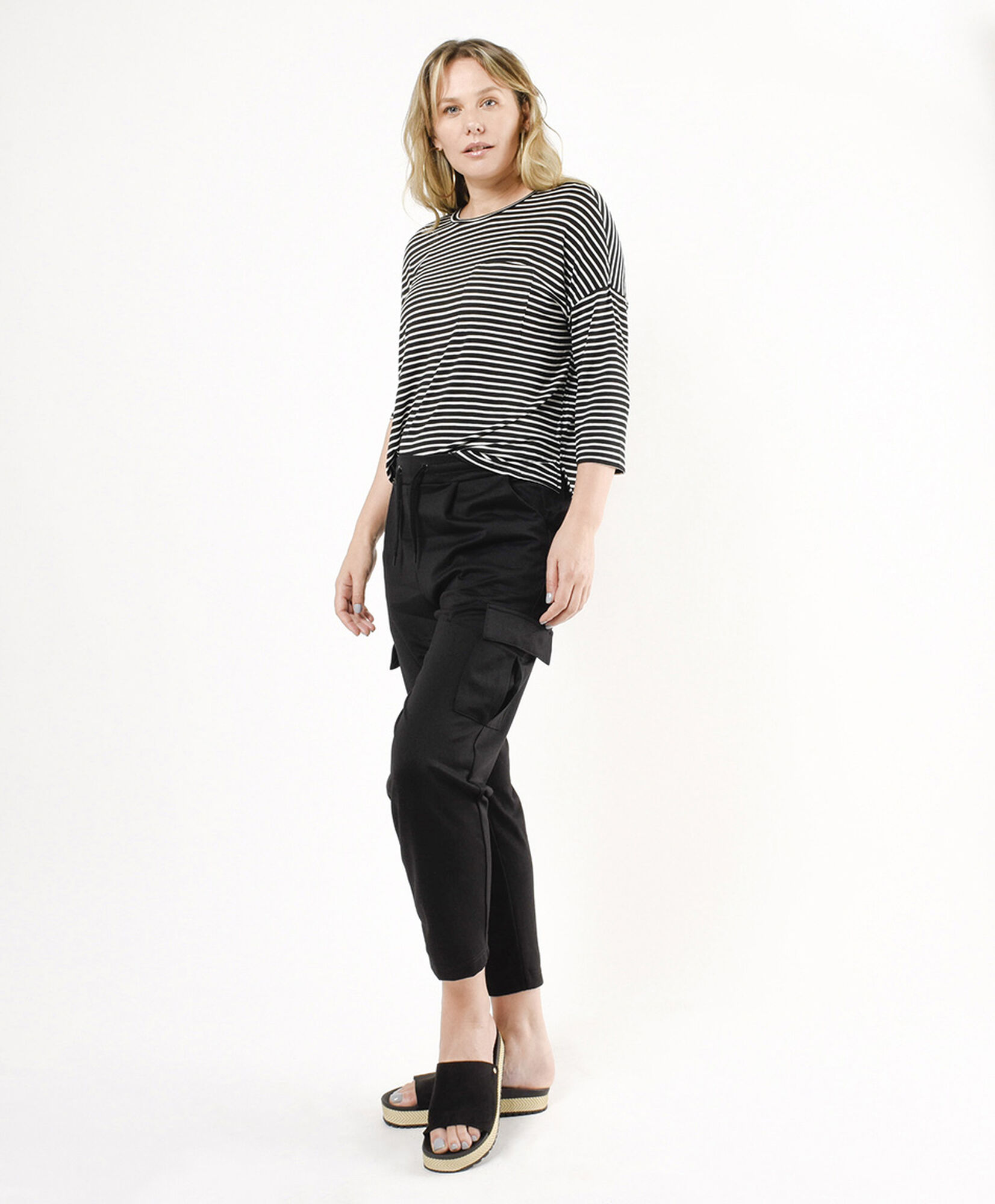 Pantalón mujer jogger cargo Pantalón mujer jogger cargo