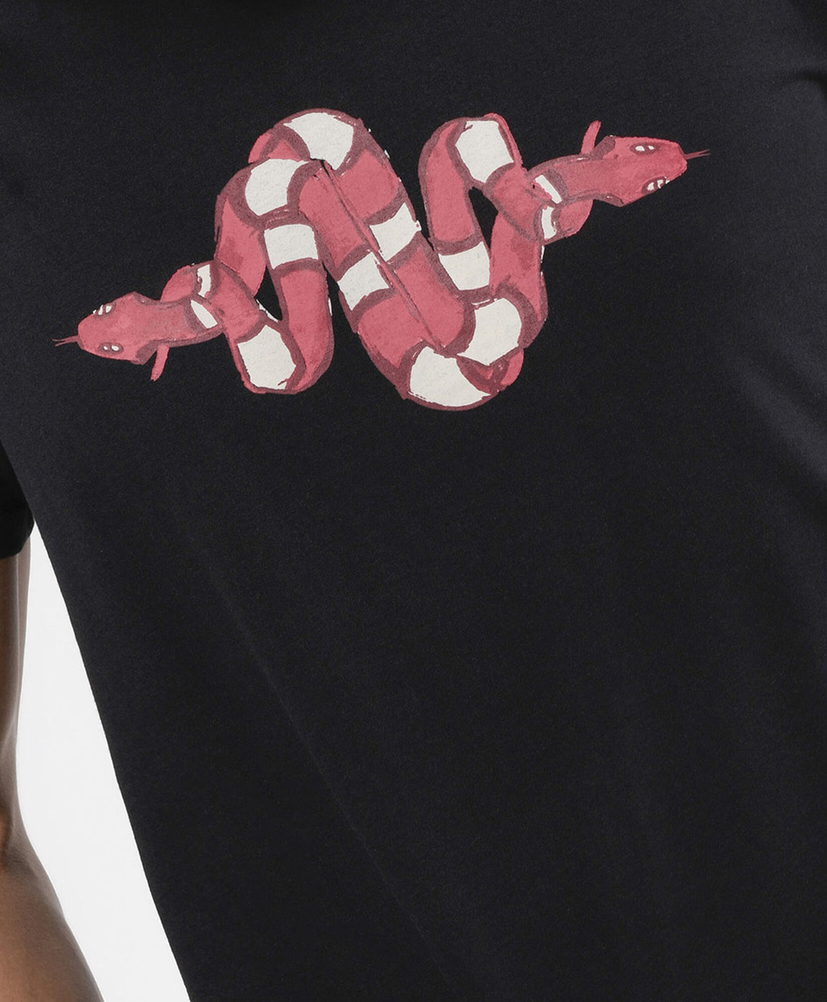 Polera hombre estampado serpientes Polera hombre estampado serpientes