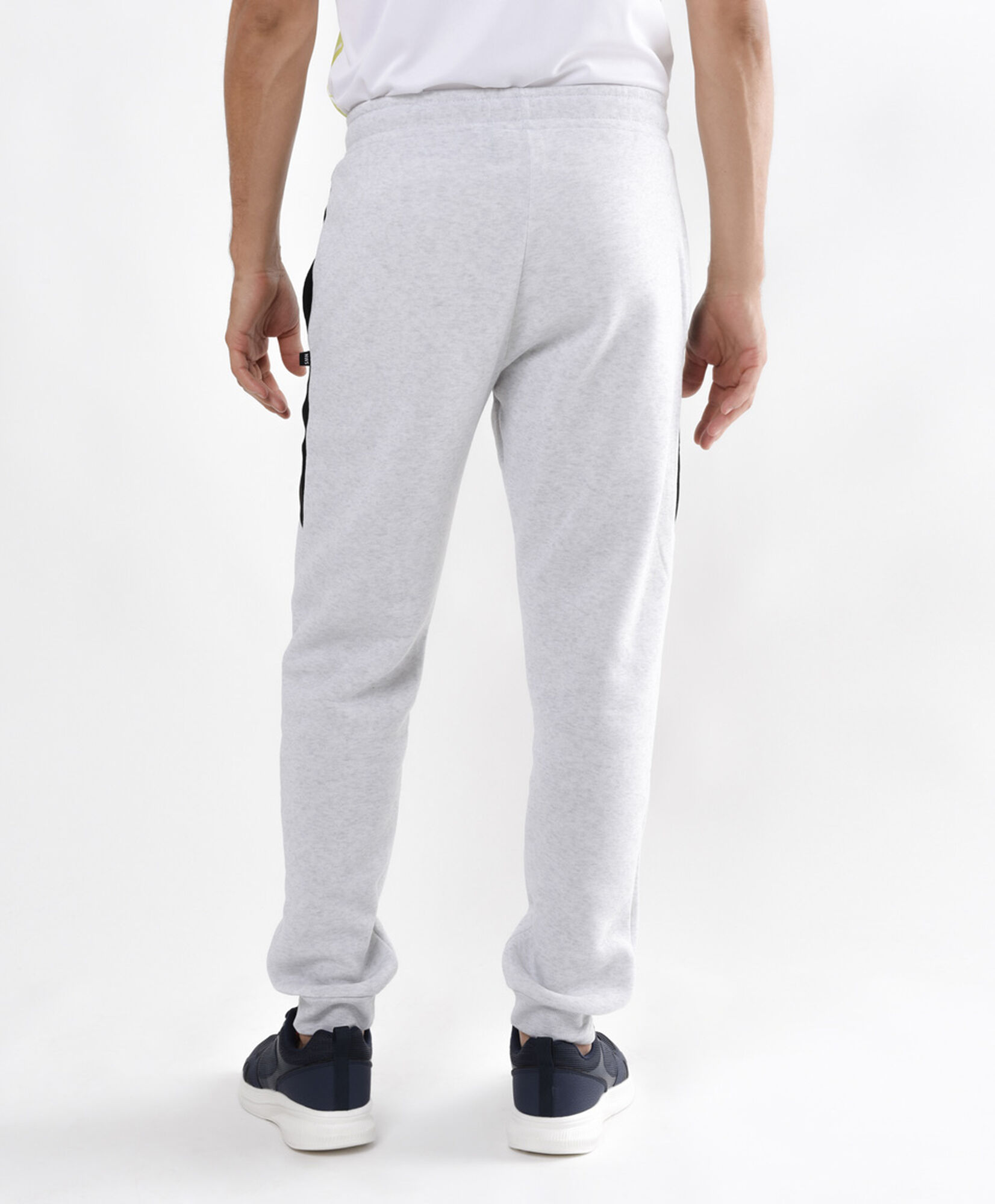 Pantalón de buzo hombre franjas frontales slim fit Pantalón de buzo hombre franjas frontales slim fit