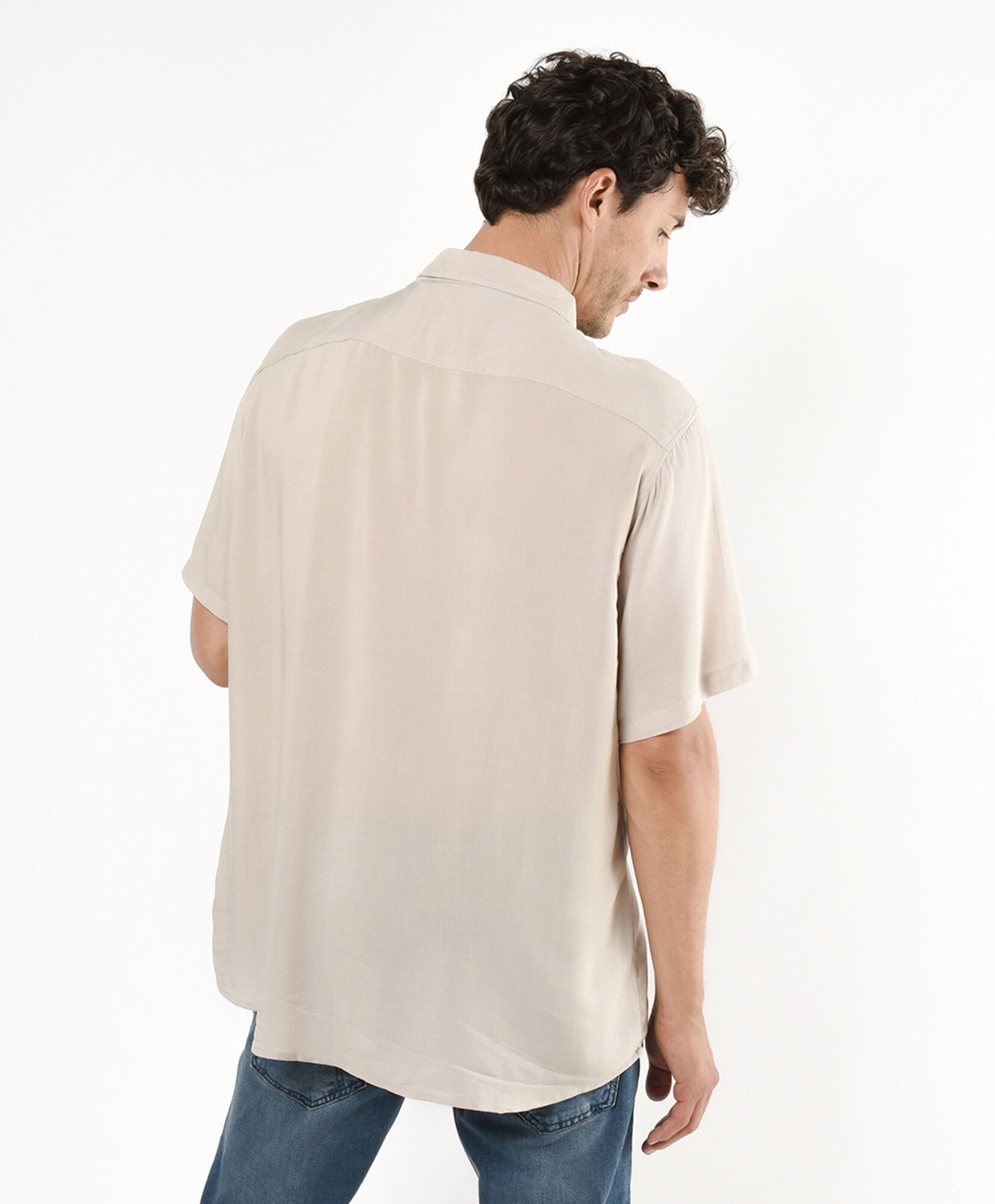 Camisa hombre lisa colores neutros Camisa hombre lisa colores neutros