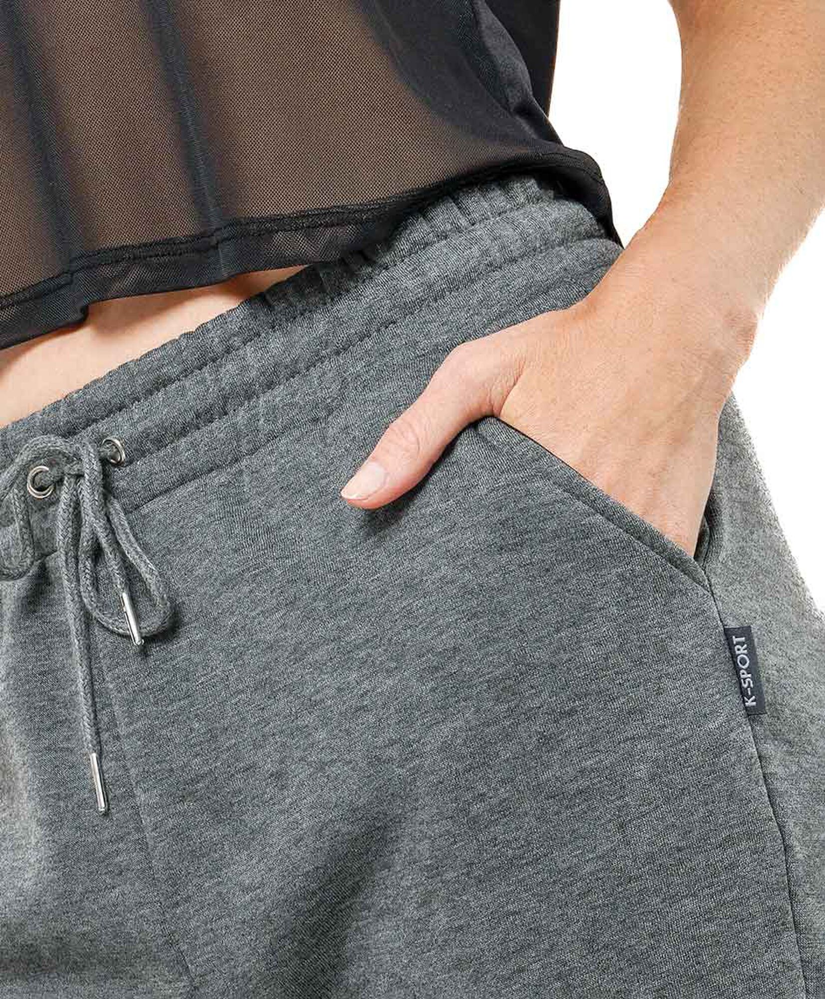 Pantalón de buzo mujer liso gris oscuro Pantalón de buzo mujer liso gris oscuro