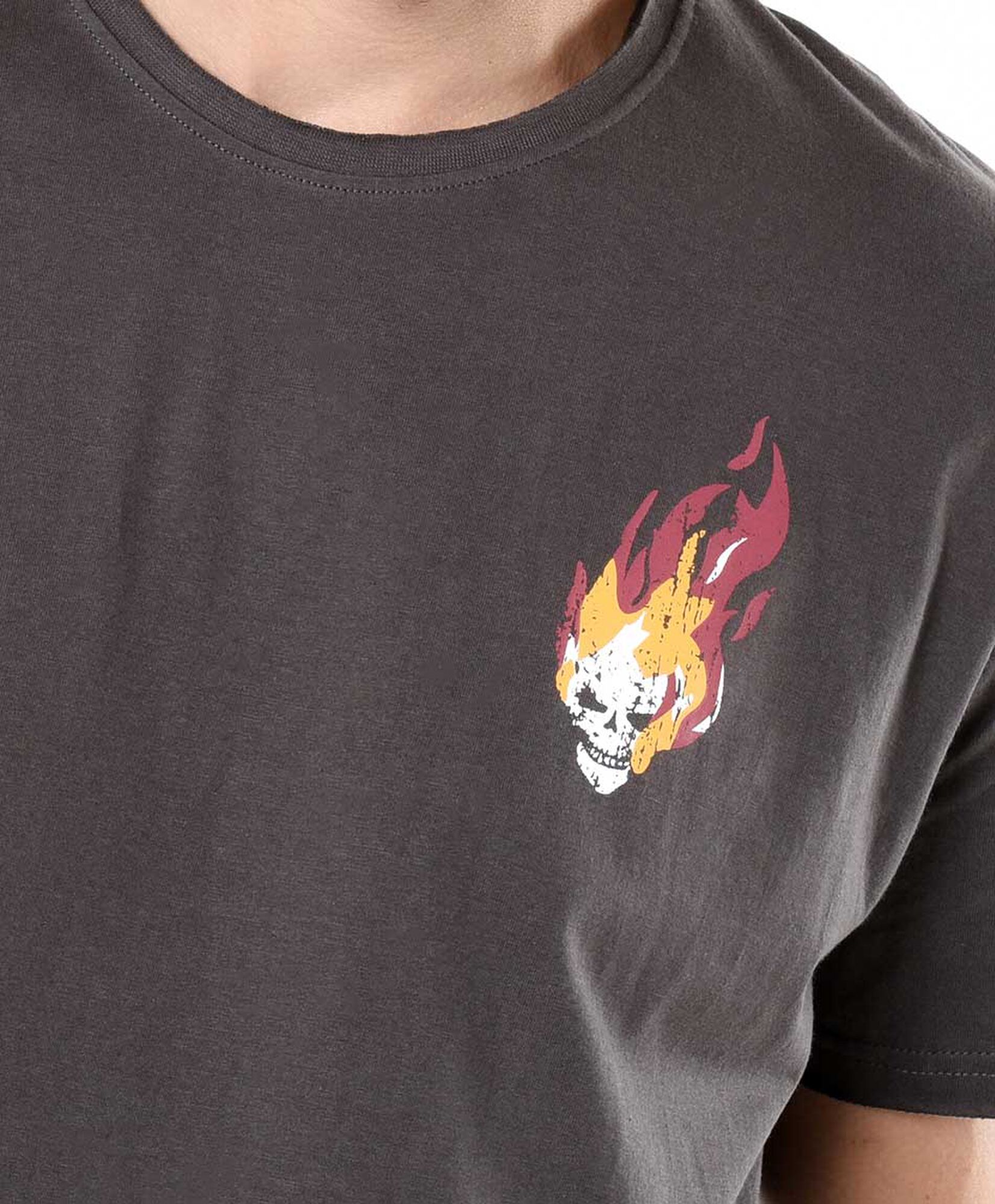 Polera hombre fuego Polera hombre fuego