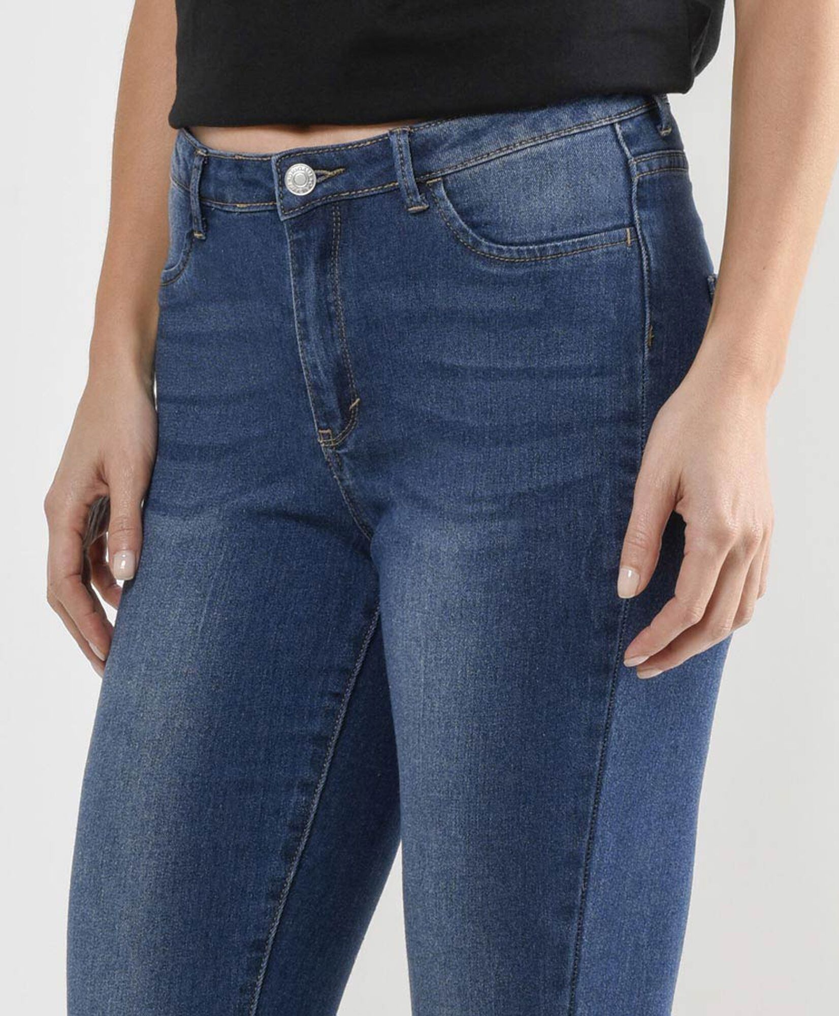 Jeans mujer tachas skinny fit Jeans mujer tachas skinny fit