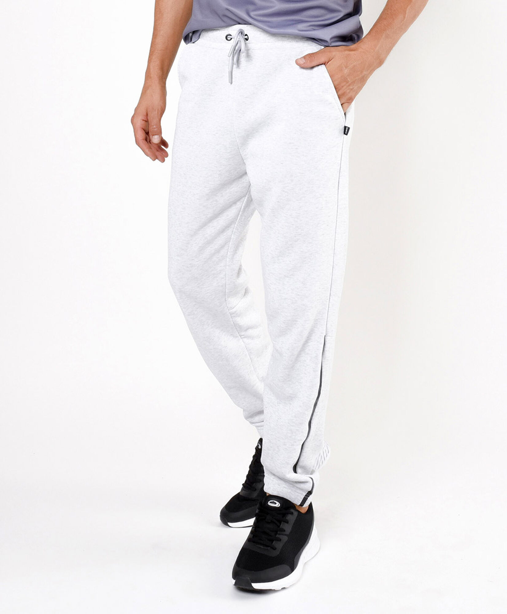 Pantalón de buzo hombre bicolor Pantalón de buzo hombre bicolor