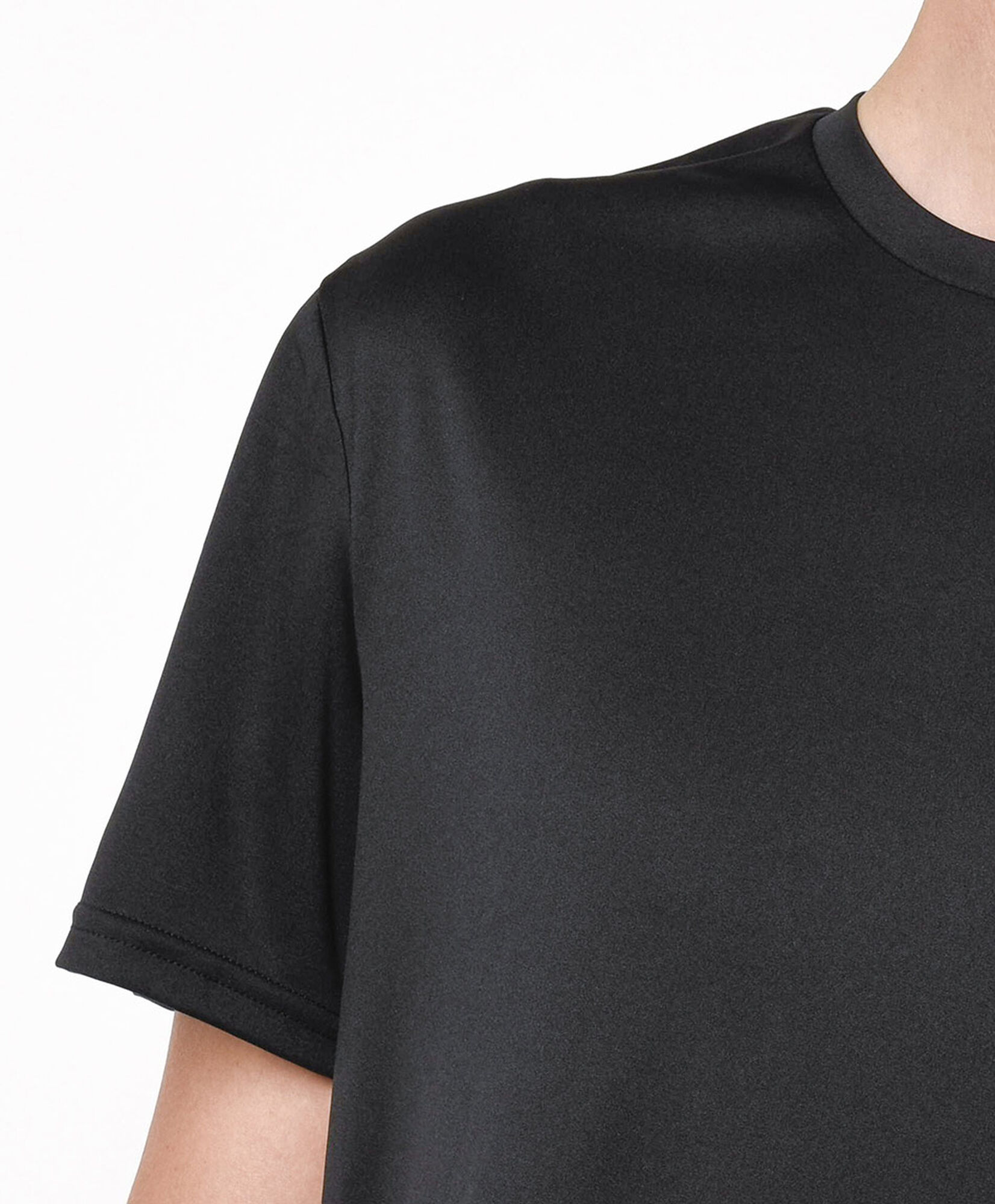 Polera deportiva hombre running lisa Polera deportiva hombre running lisa
