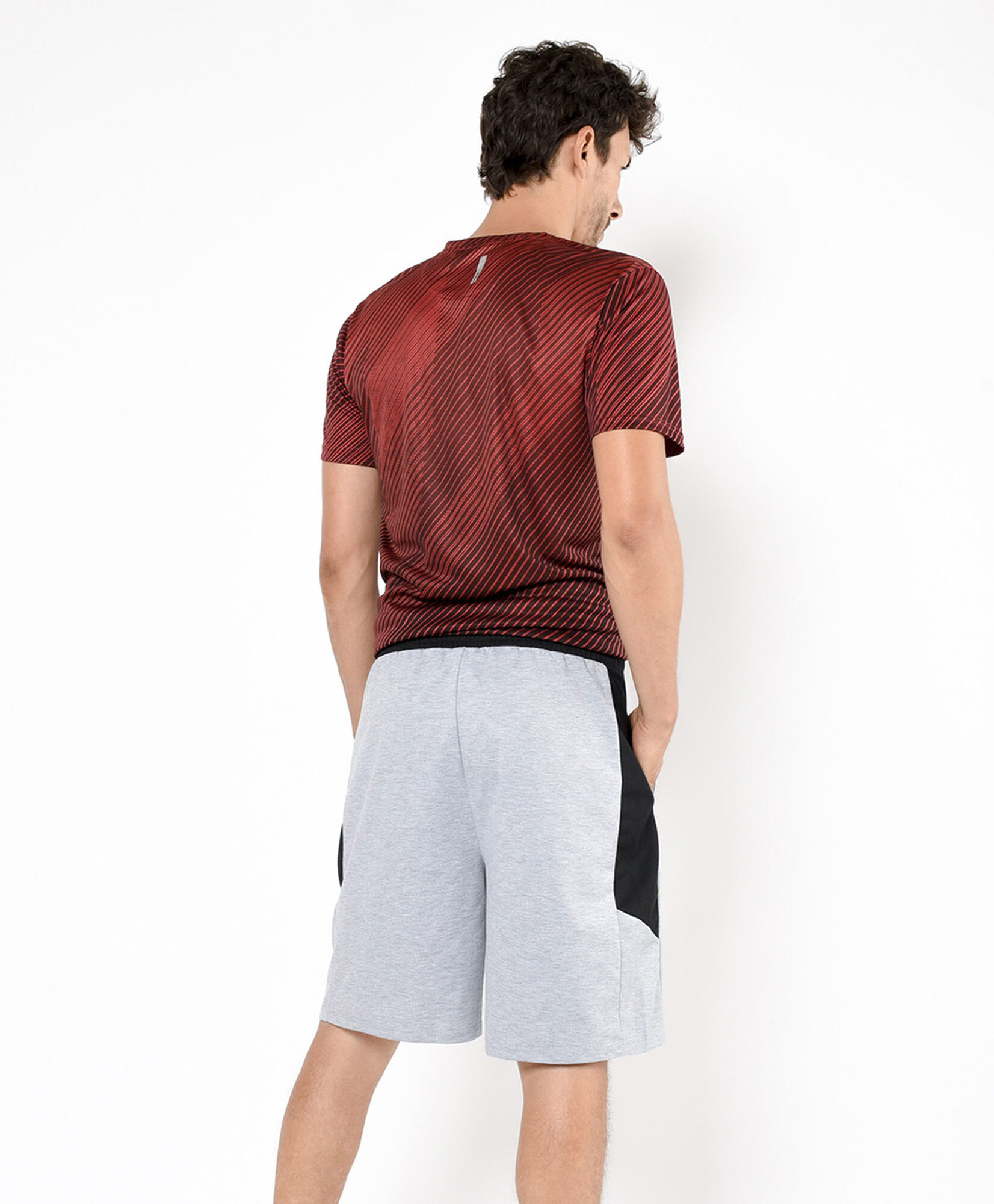 Short deportivo hombre franja lateral Short deportivo hombre franja lateral