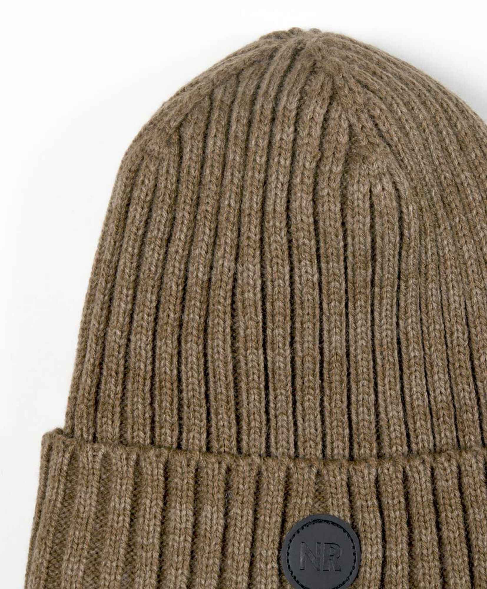Gorro hombre café costuras Gorro hombre café costuras