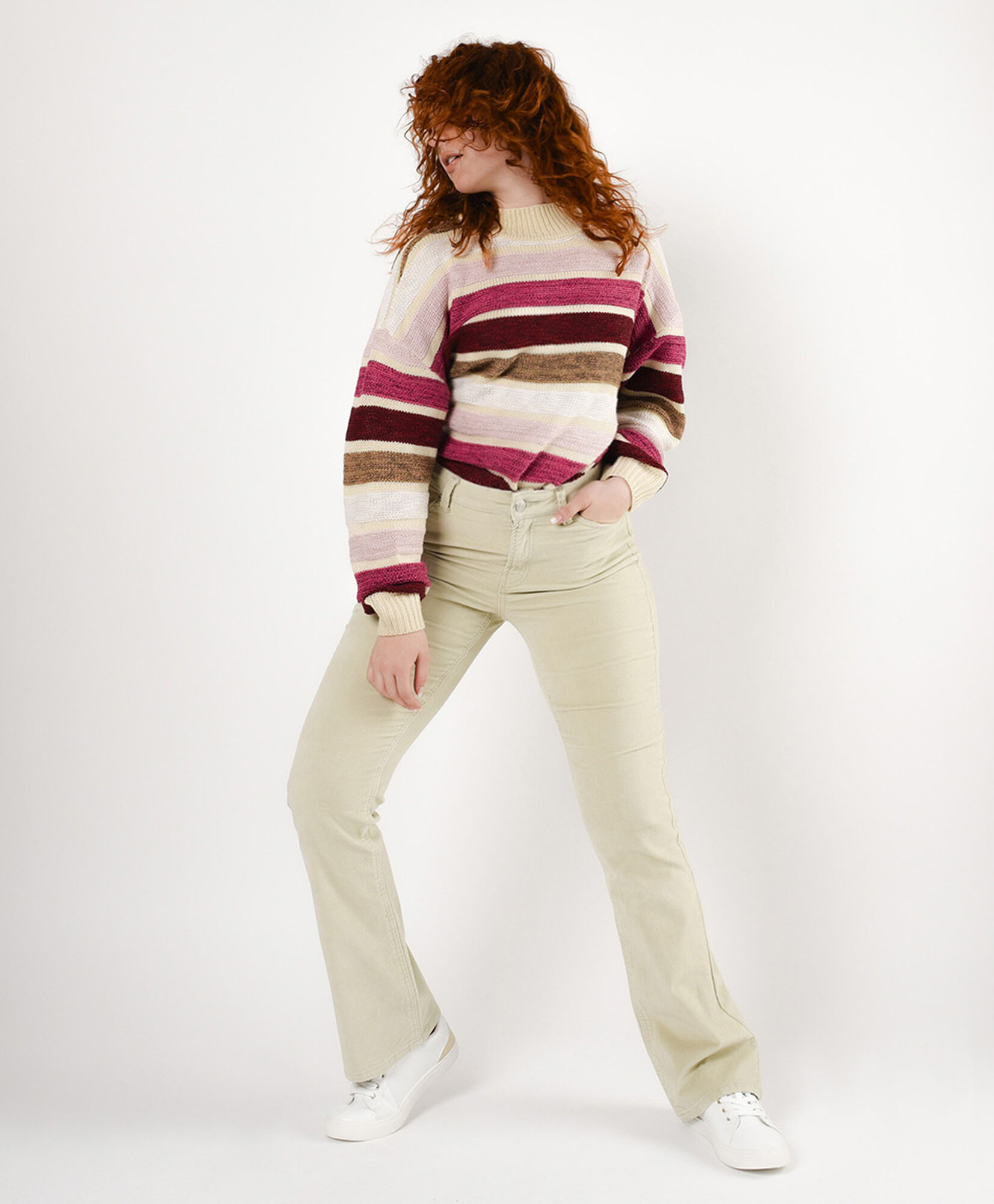 Pantalón mujer velvet flare Pantalón mujer velvet flare