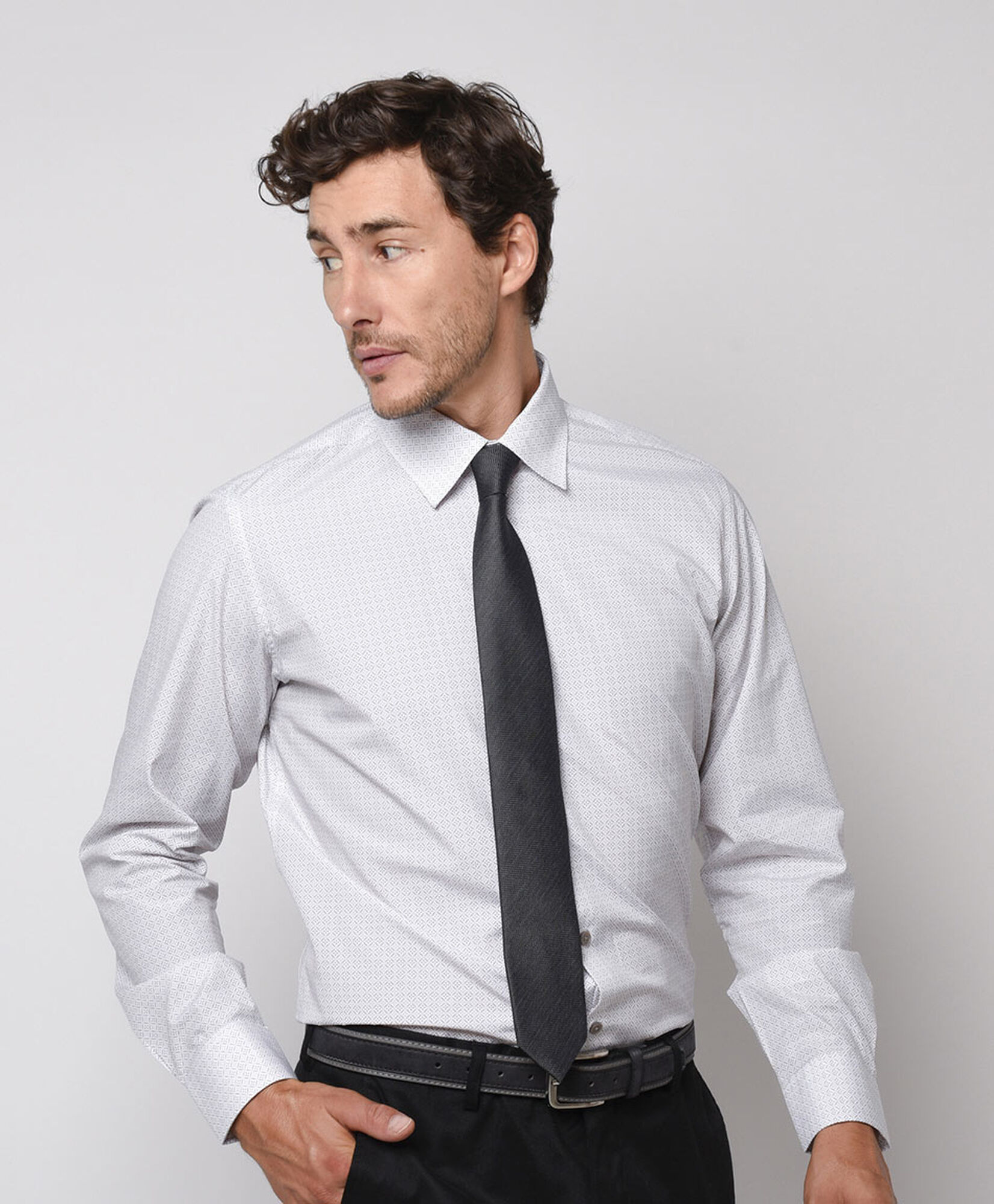 Corbata hombre negra diseño líneas Corbata hombre negra diseño líneas