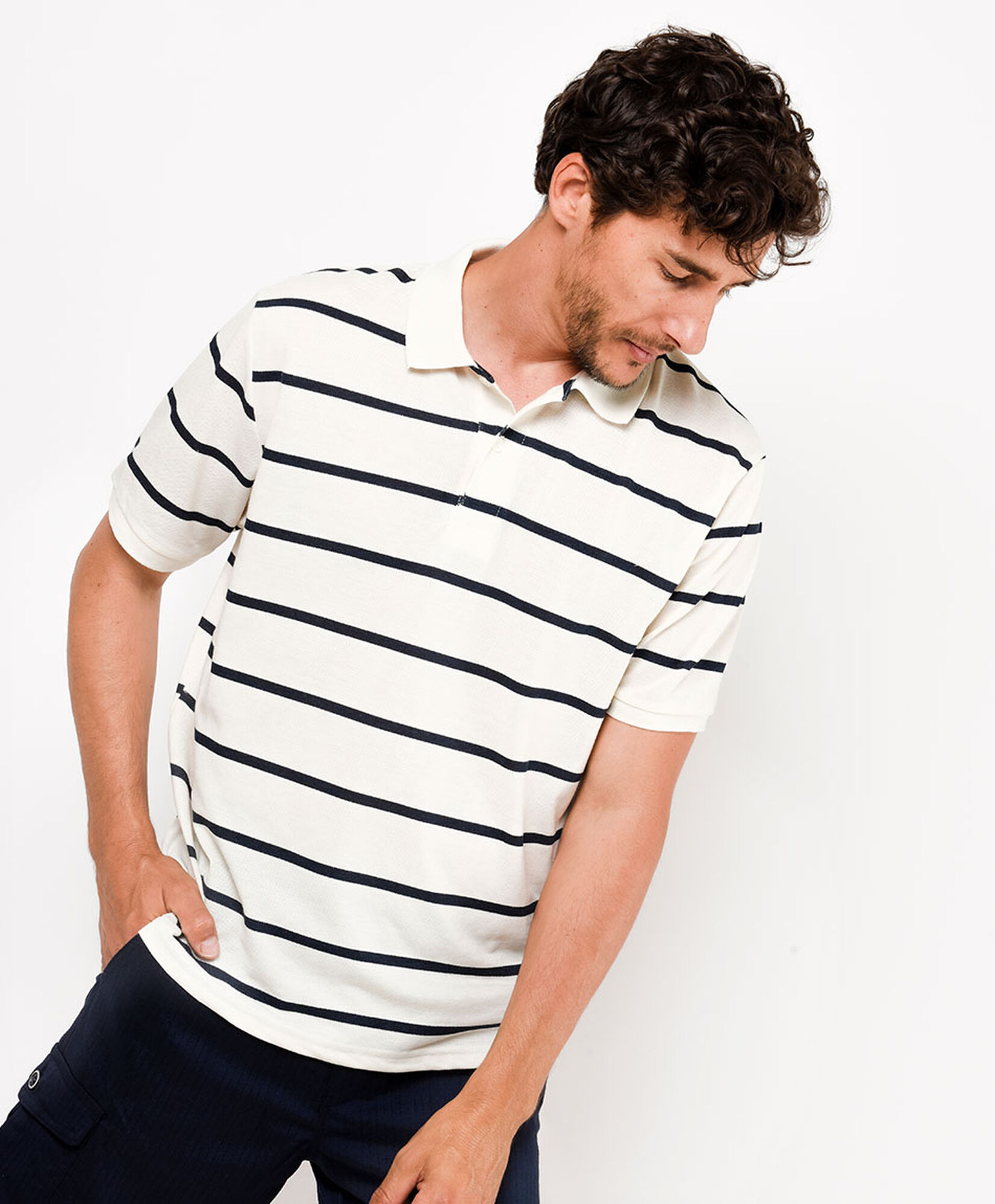 Polera hombre líneas cuello piqué Polera hombre líneas cuello piqué