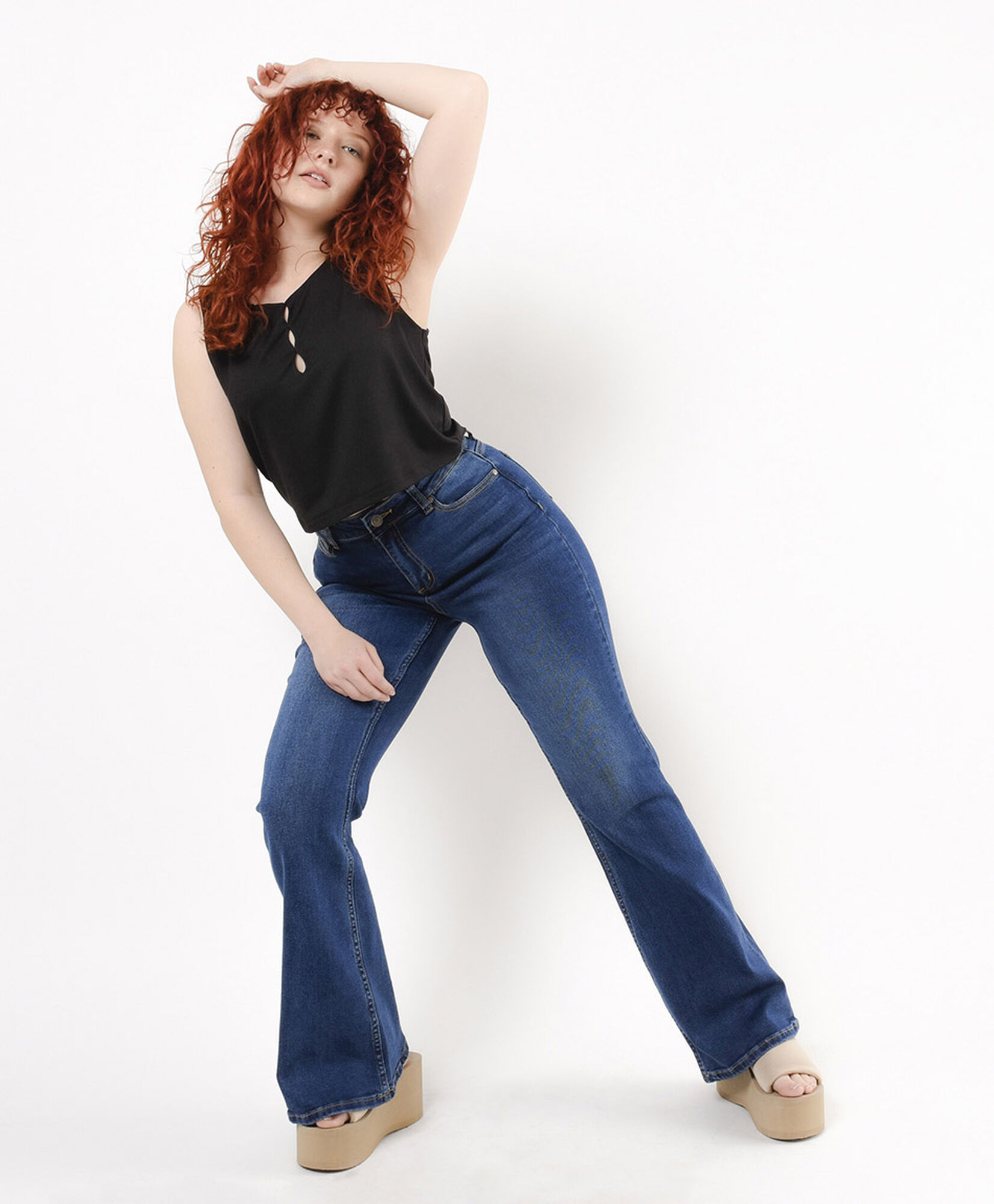 Jeans mujer liso clásico flare Jeans mujer liso clásico flare