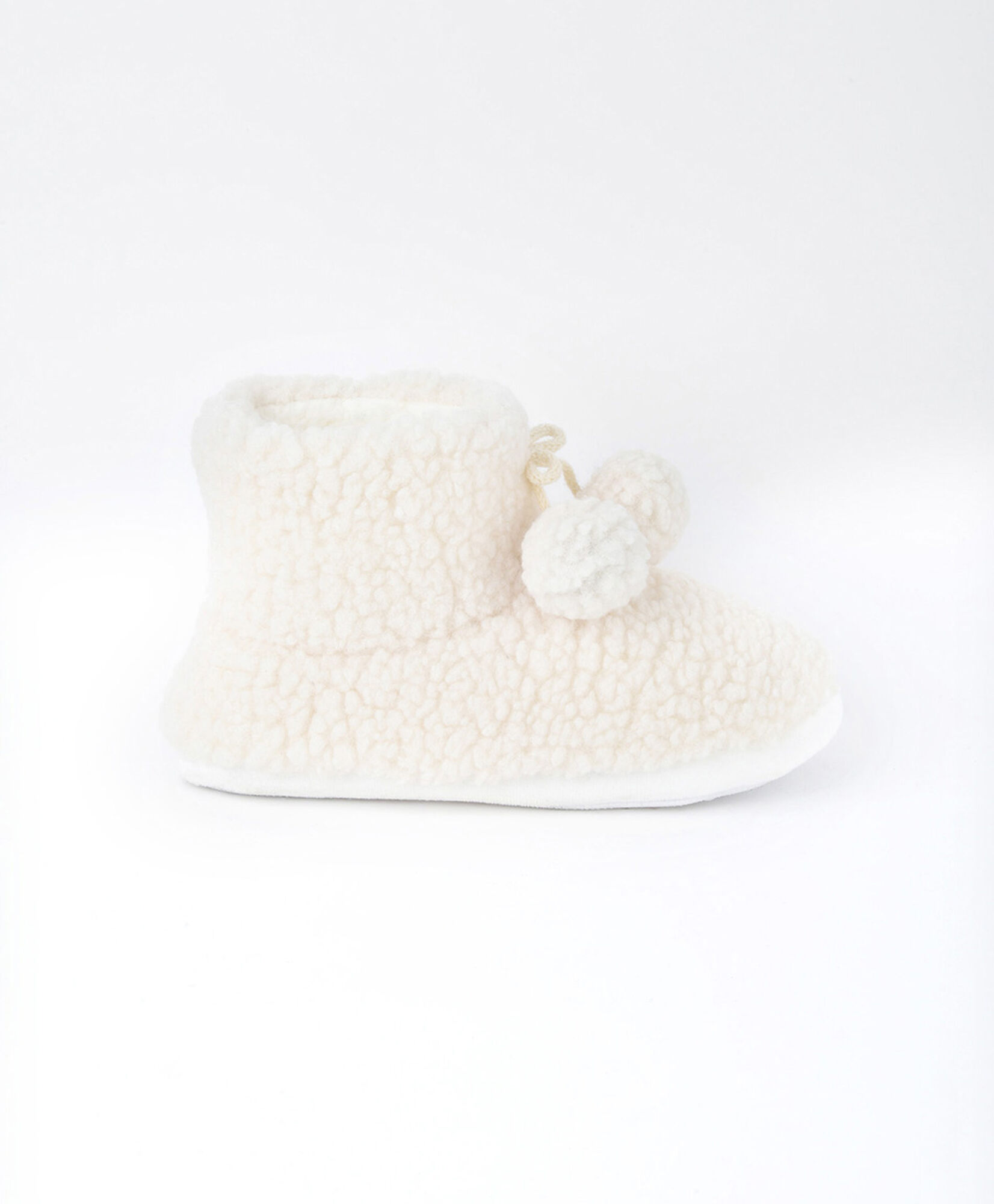 Pantufla mujer pompones Pantufla mujer pompones