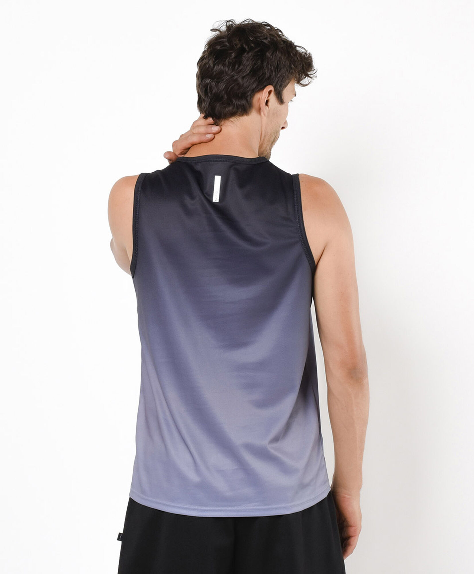 Polera deportiva hombre degradé Polera deportiva hombre degradé