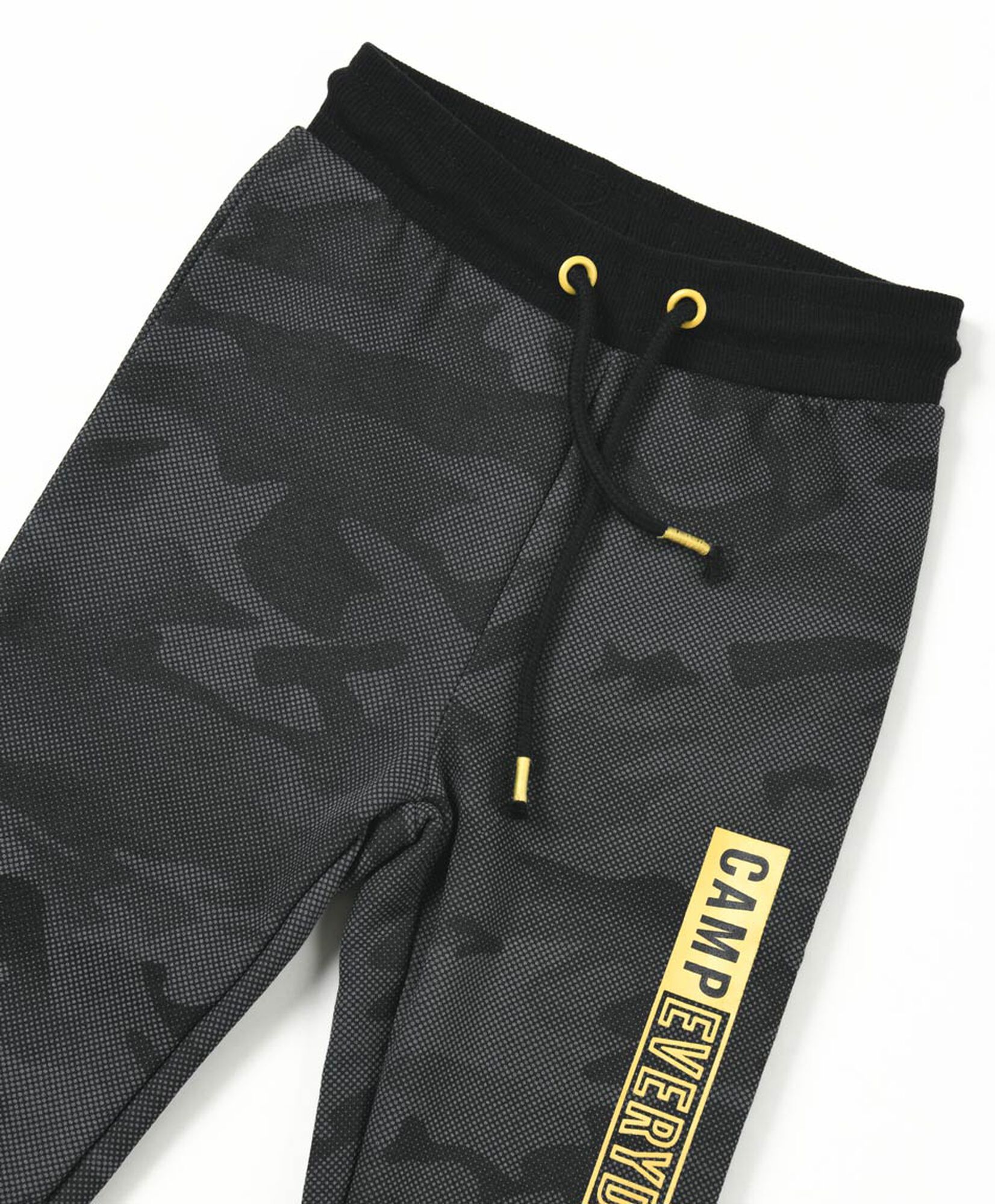 Pantalón de buzo bebé camuflaje frase Pantalón de buzo bebé camuflaje frase
