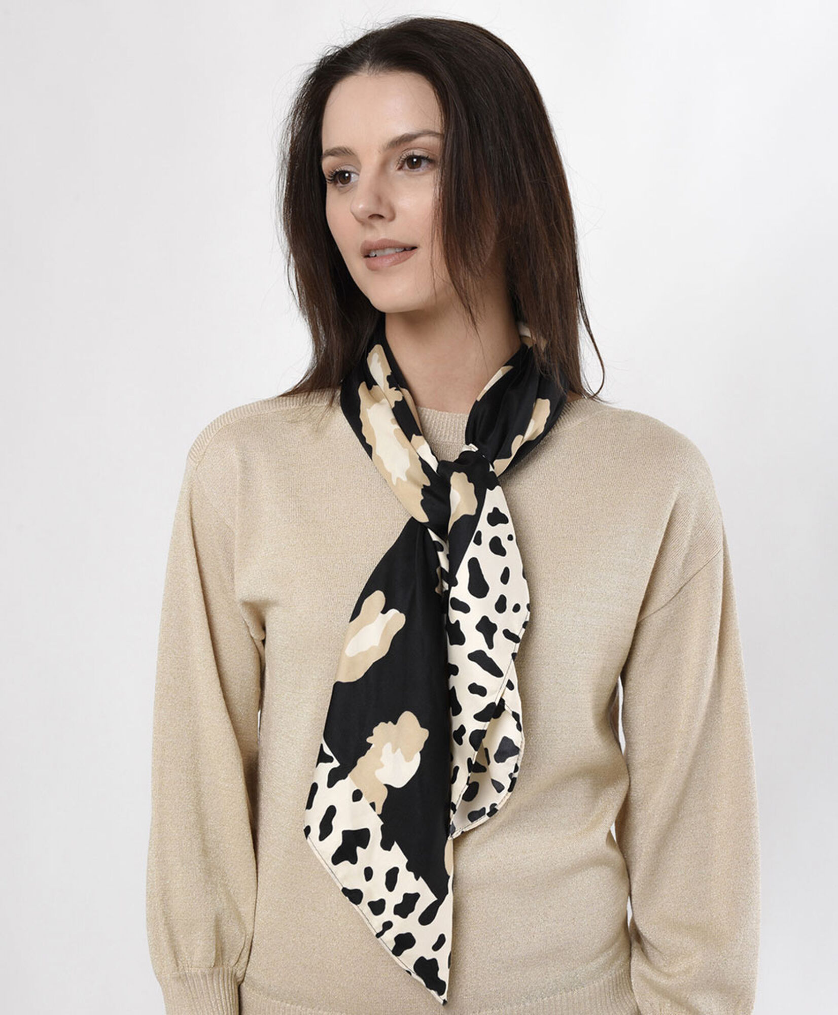 Pañuelo mujer animal print Pañuelo mujer animal print