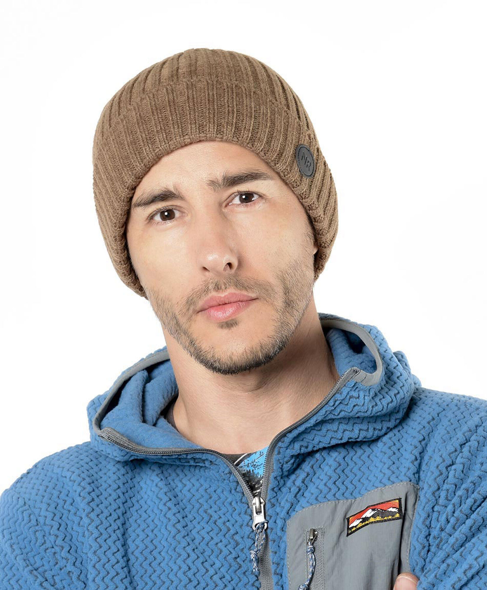 Gorro hombre café costuras Gorro hombre café costuras