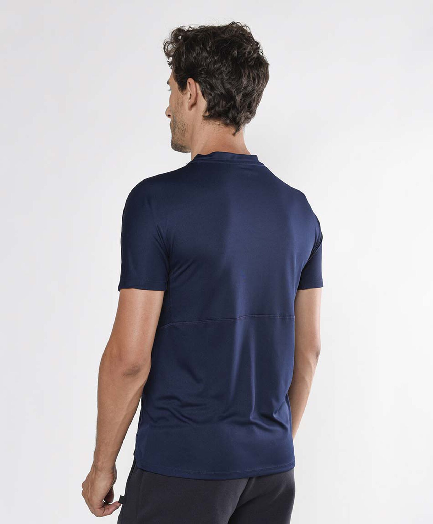 Polera deportiva hombre running lisa Polera deportiva hombre running lisa