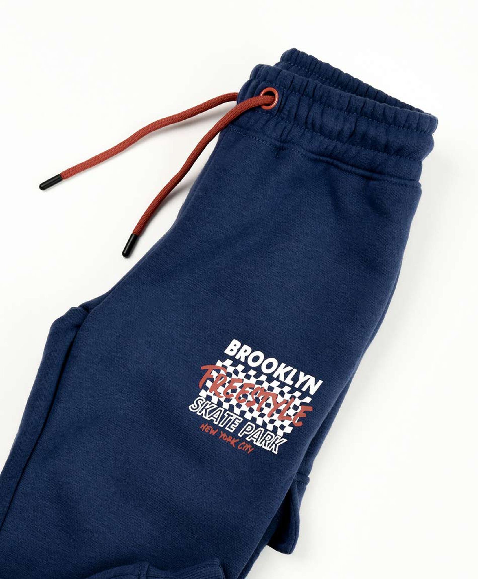 Pantalón de buzo niño cargo Pantalón de buzo niño cargo