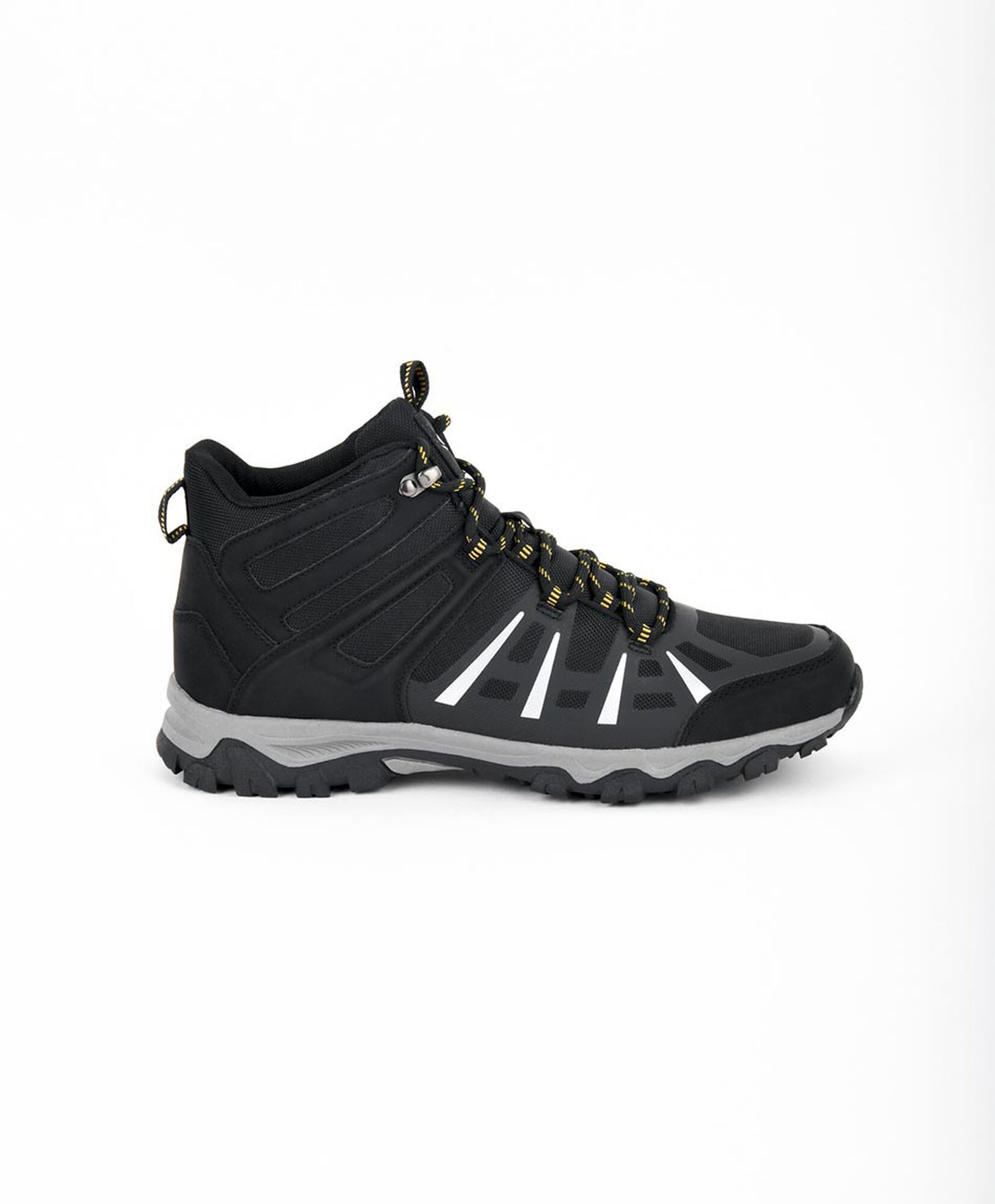 Zapatilla hombre outdoor caña alta Zapatilla hombre outdoor caña alta