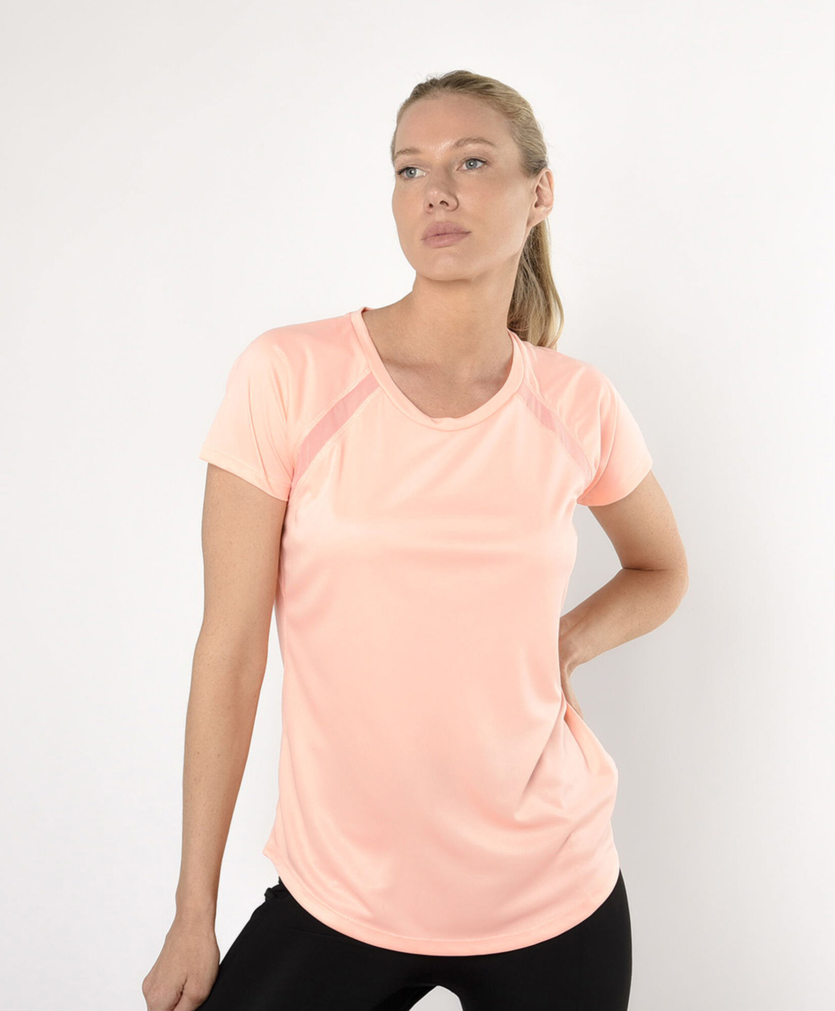 Polera deportiva mujer lisa Polera deportiva mujer lisa