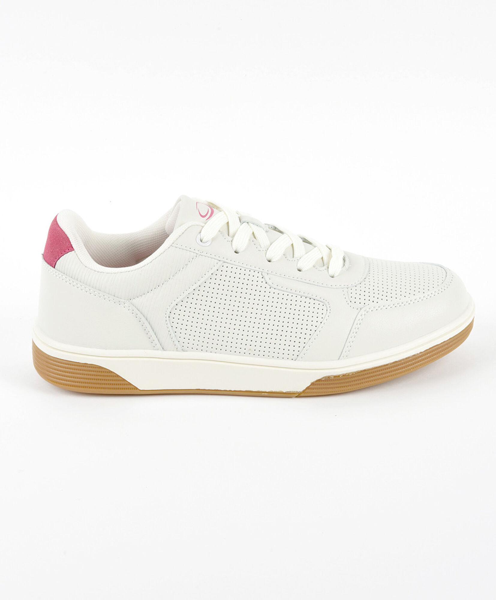 Zapatilla mujer calada Zapatilla mujer calada