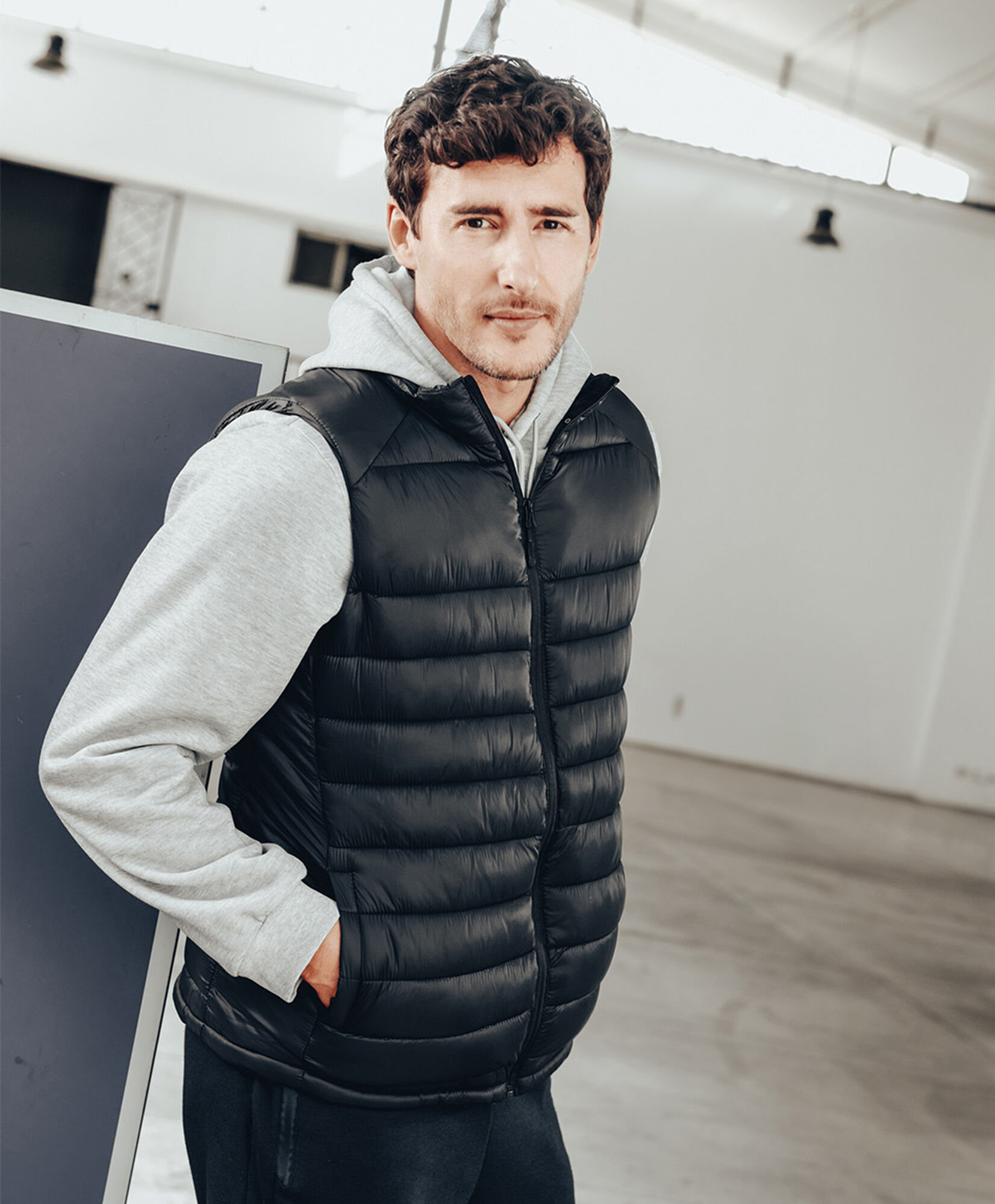 Parka deportiva hombre acolchada sin mangas Parka deportiva hombre acolchada sin mangas
