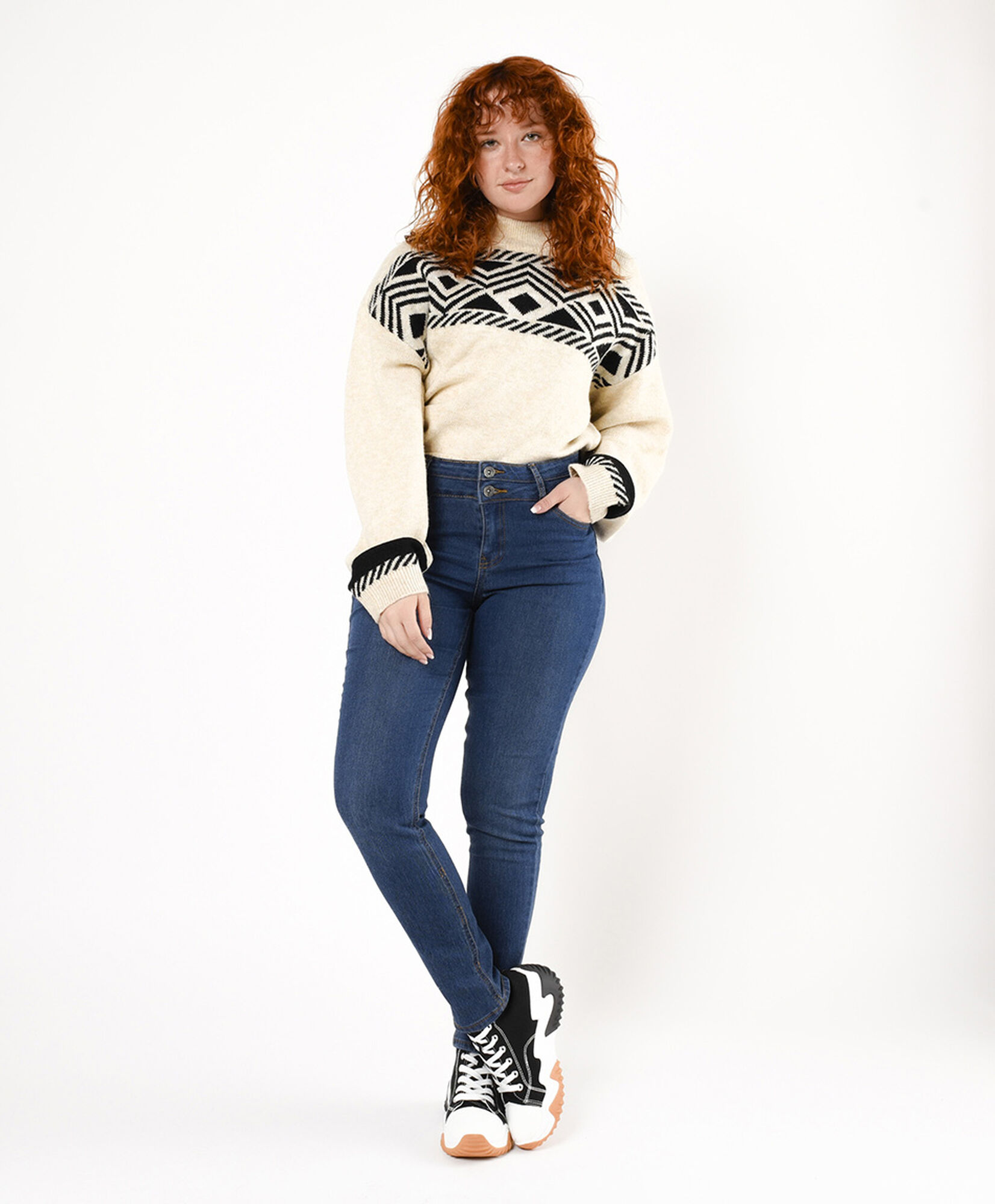 Jeans mujer tiro alto clásico Jeans mujer tiro alto clásico