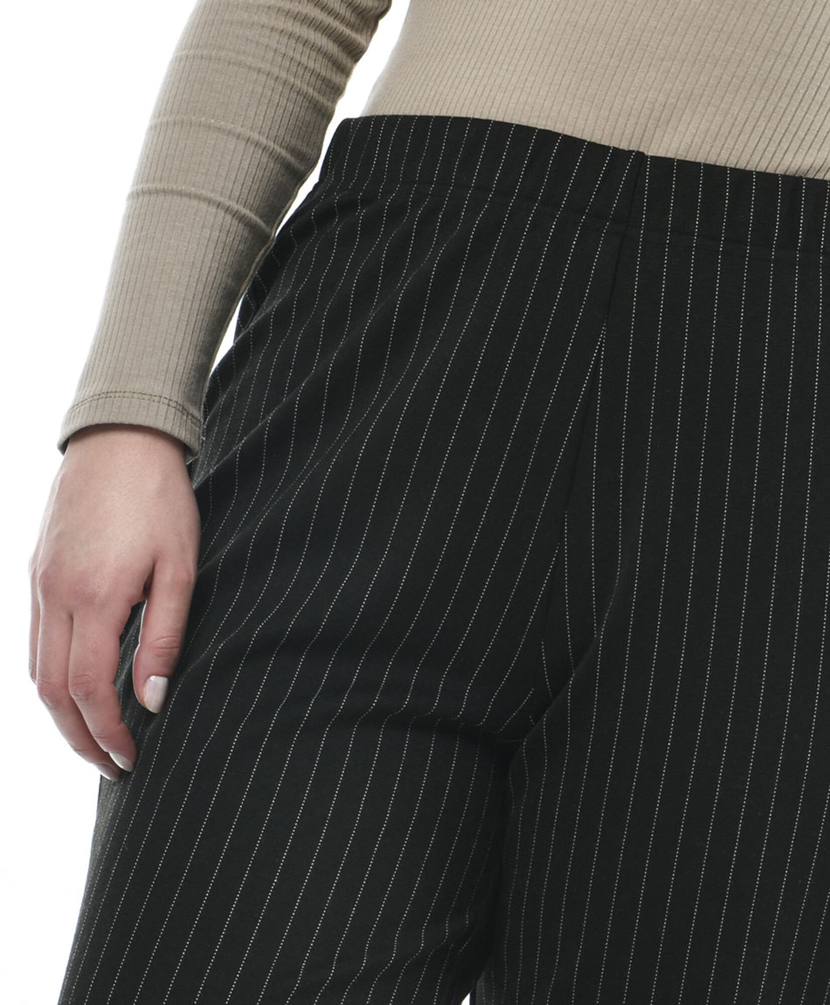 Pantalón mujer líneas flare Pantalón mujer líneas flare