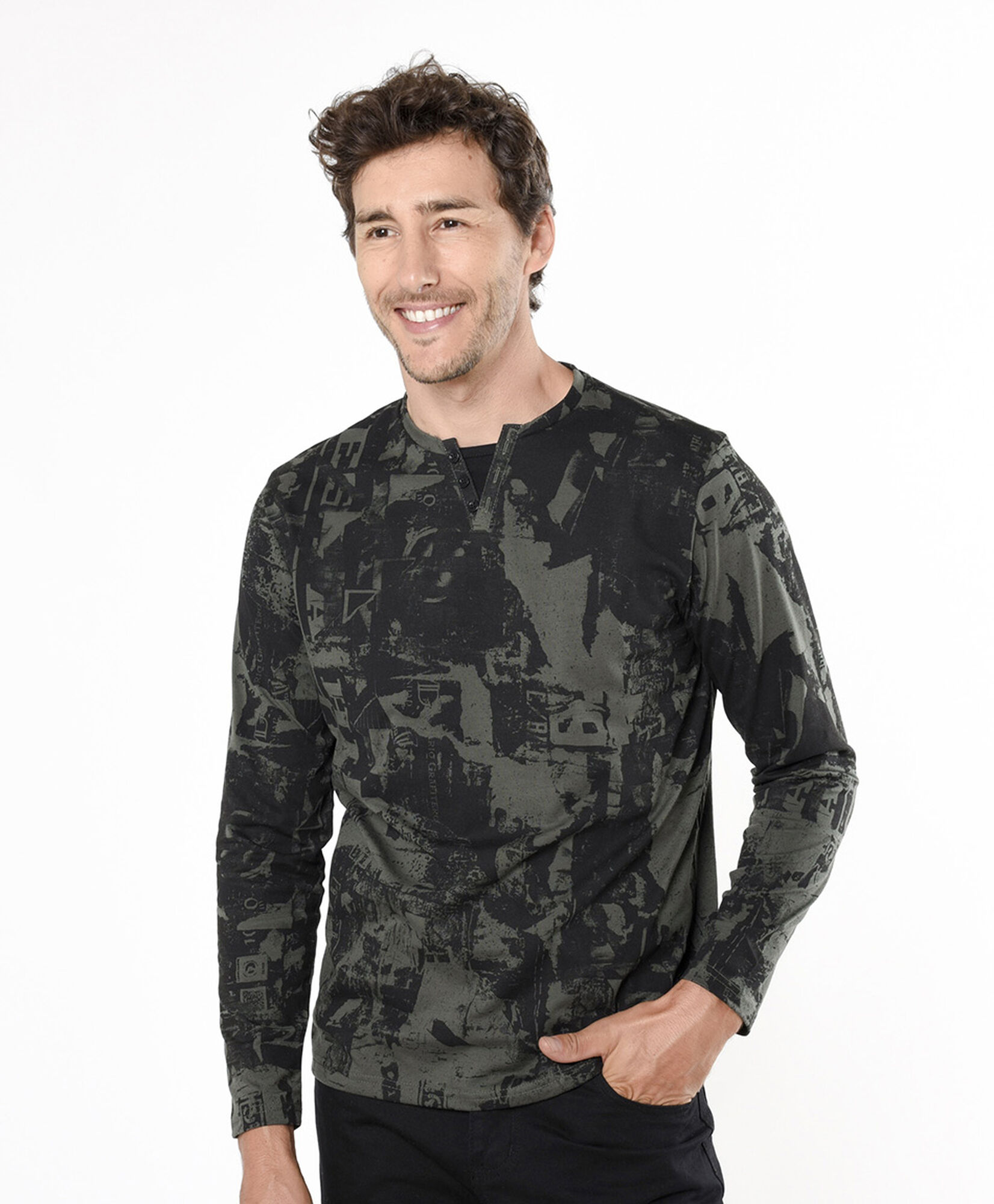 Polera hombre estampada manga larga Polera hombre estampada manga larga