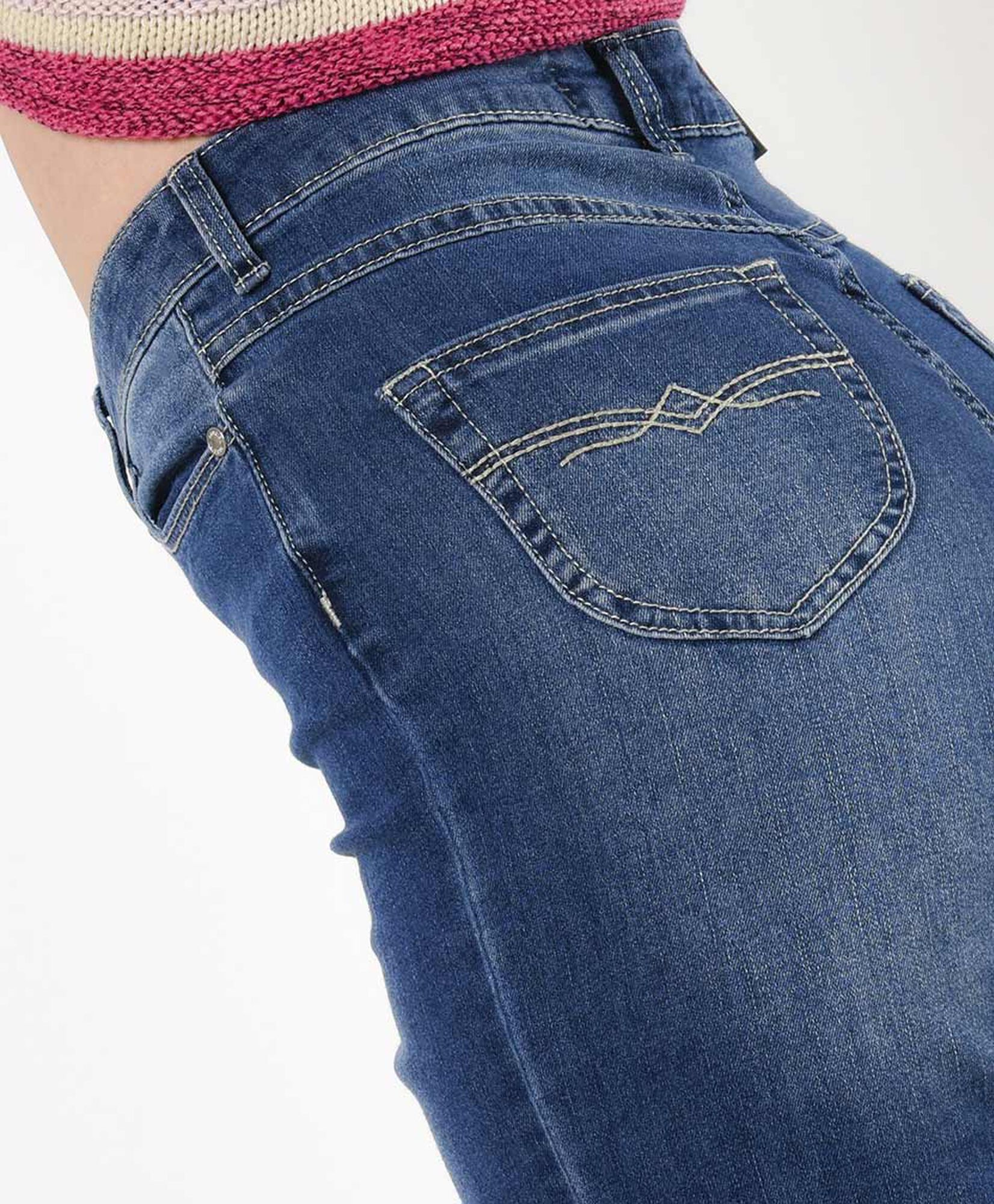 Jeans mujer lisos flare Jeans mujer lisos flare
