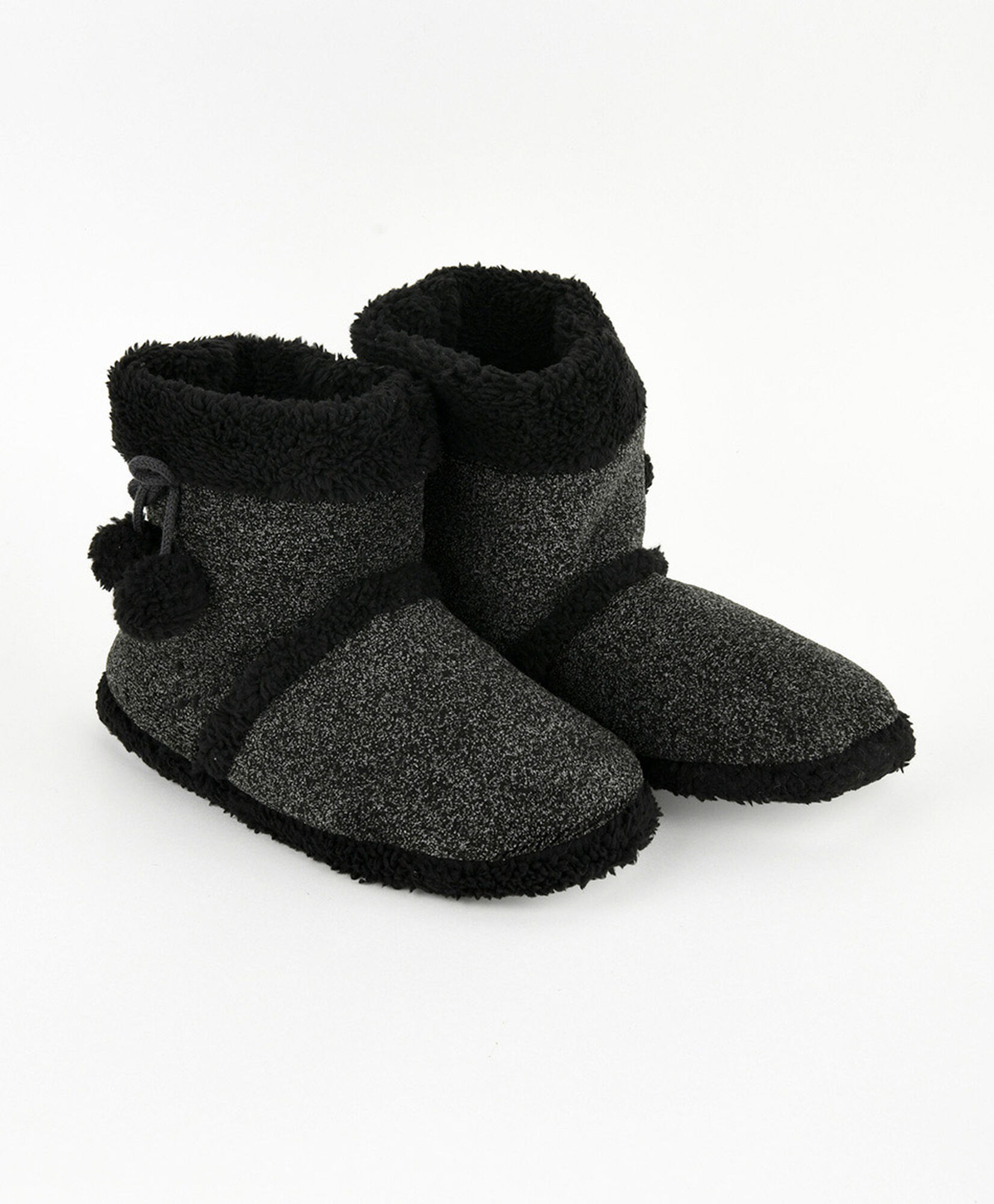 Pantufla mujer chiporro negra caña alta Pantufla mujer chiporro negra caña alta