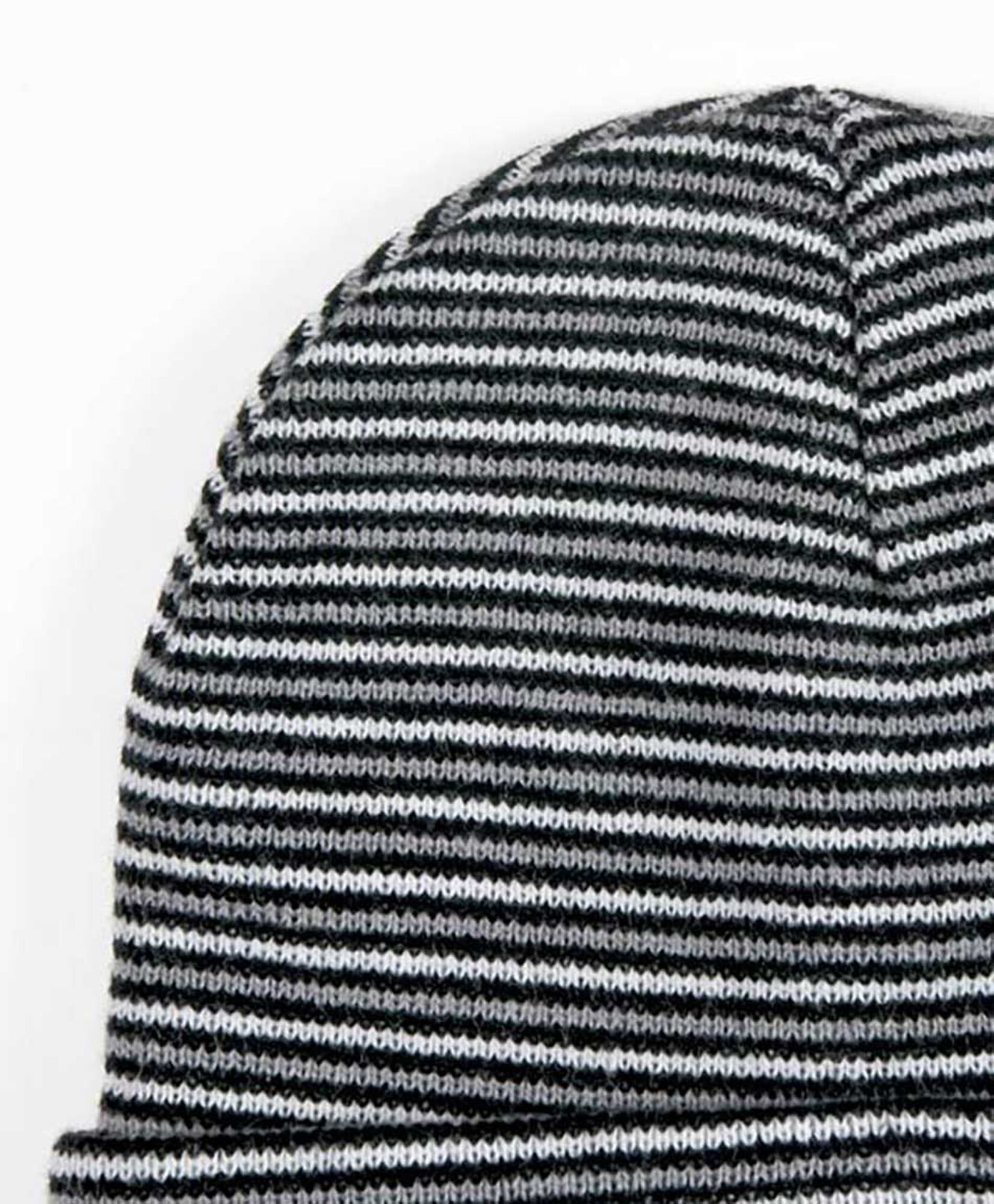Gorro hombre tejido líneas parche Gorro hombre tejido líneas parche