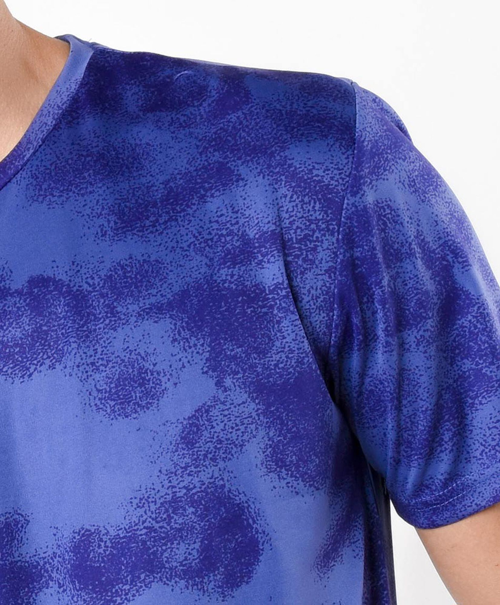 Polera deportiva hombre manchas Polera deportiva hombre manchas