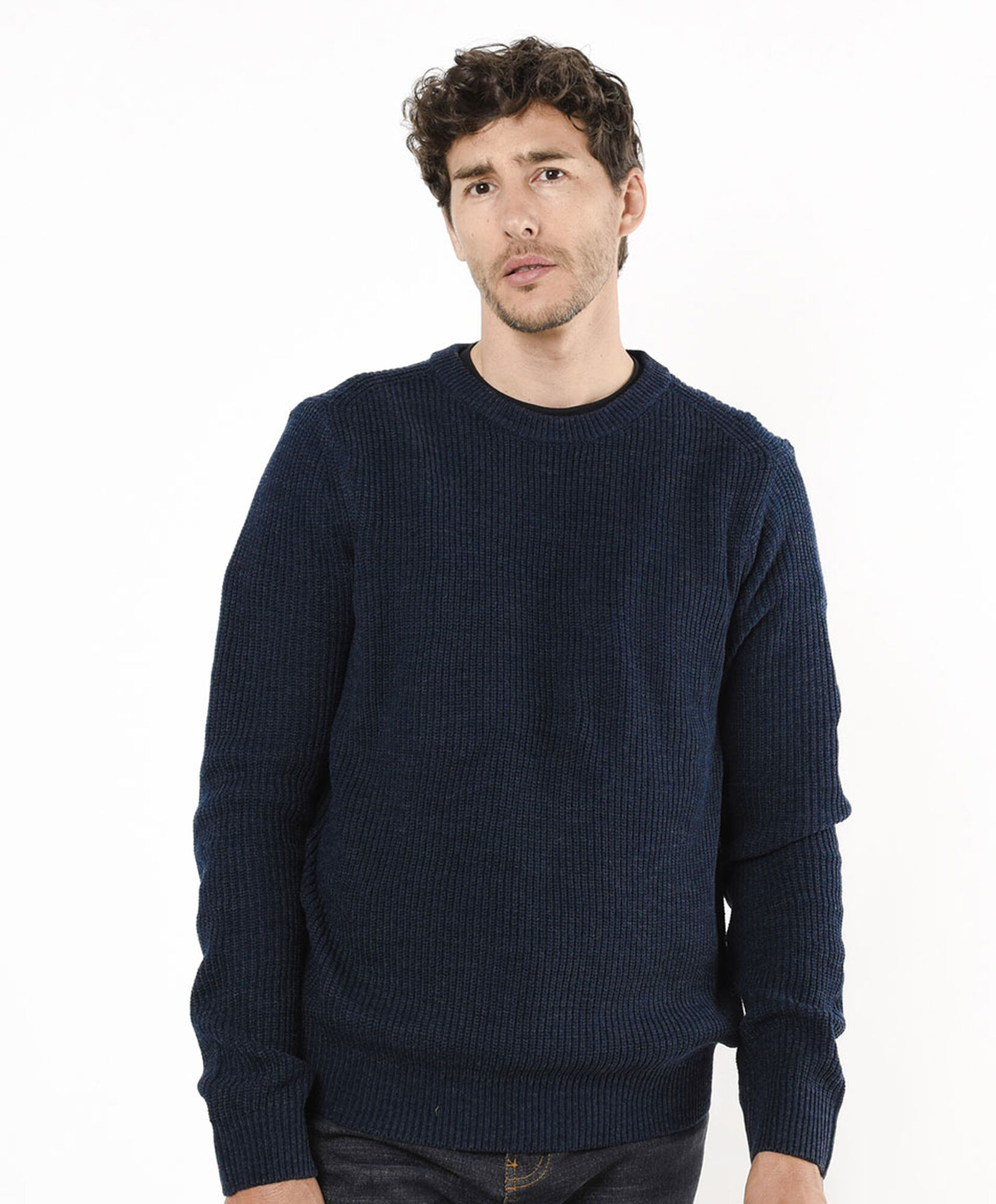 Sweater hombre acanalado Sweater hombre acanalado