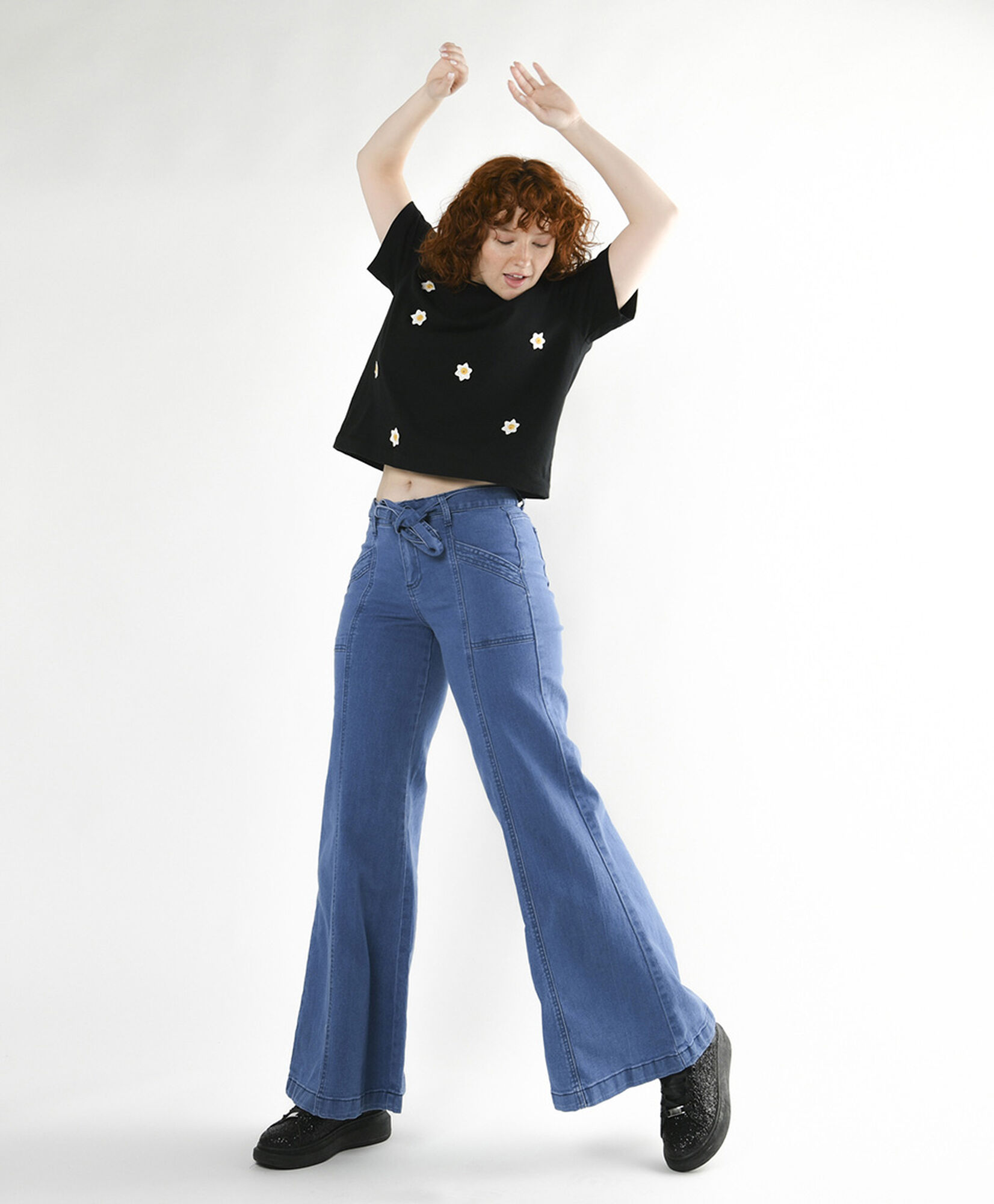 Jeans mujer costuras verticales wide Jeans mujer costuras verticales wide