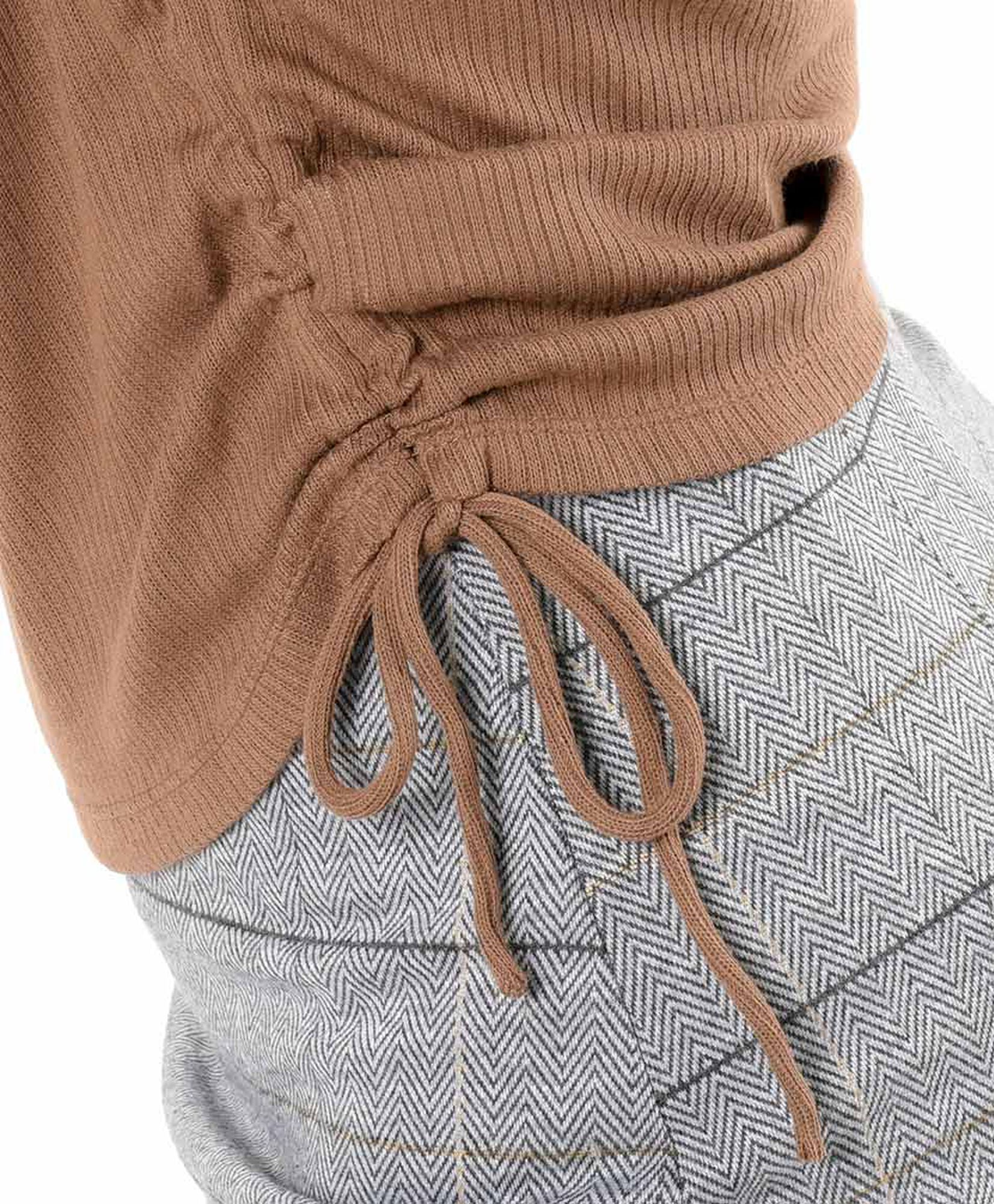 Polera mujer acanalada lazos laterales Polera mujer acanalada lazos laterales